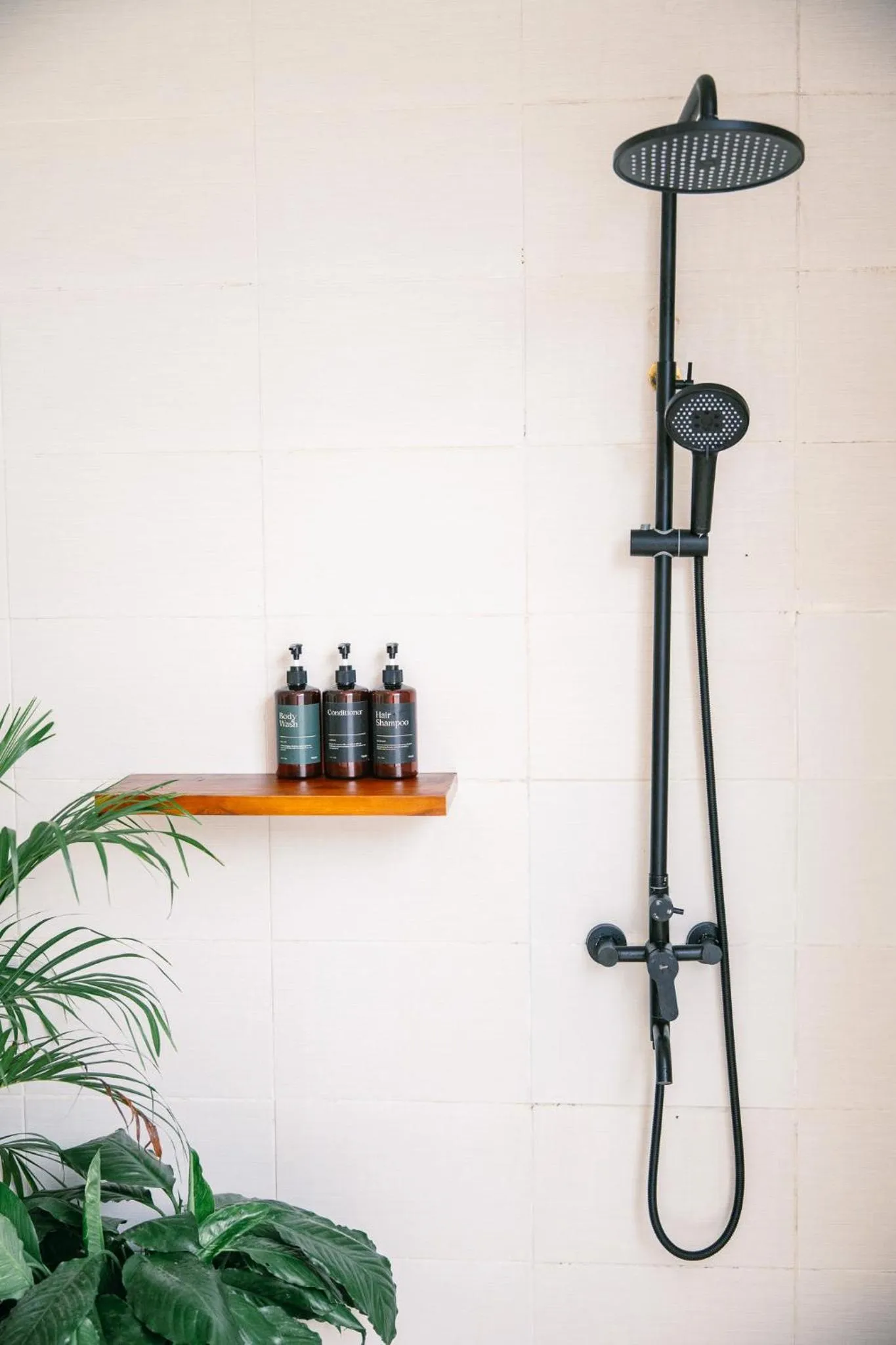 Bathroom in Kala Surf Camp