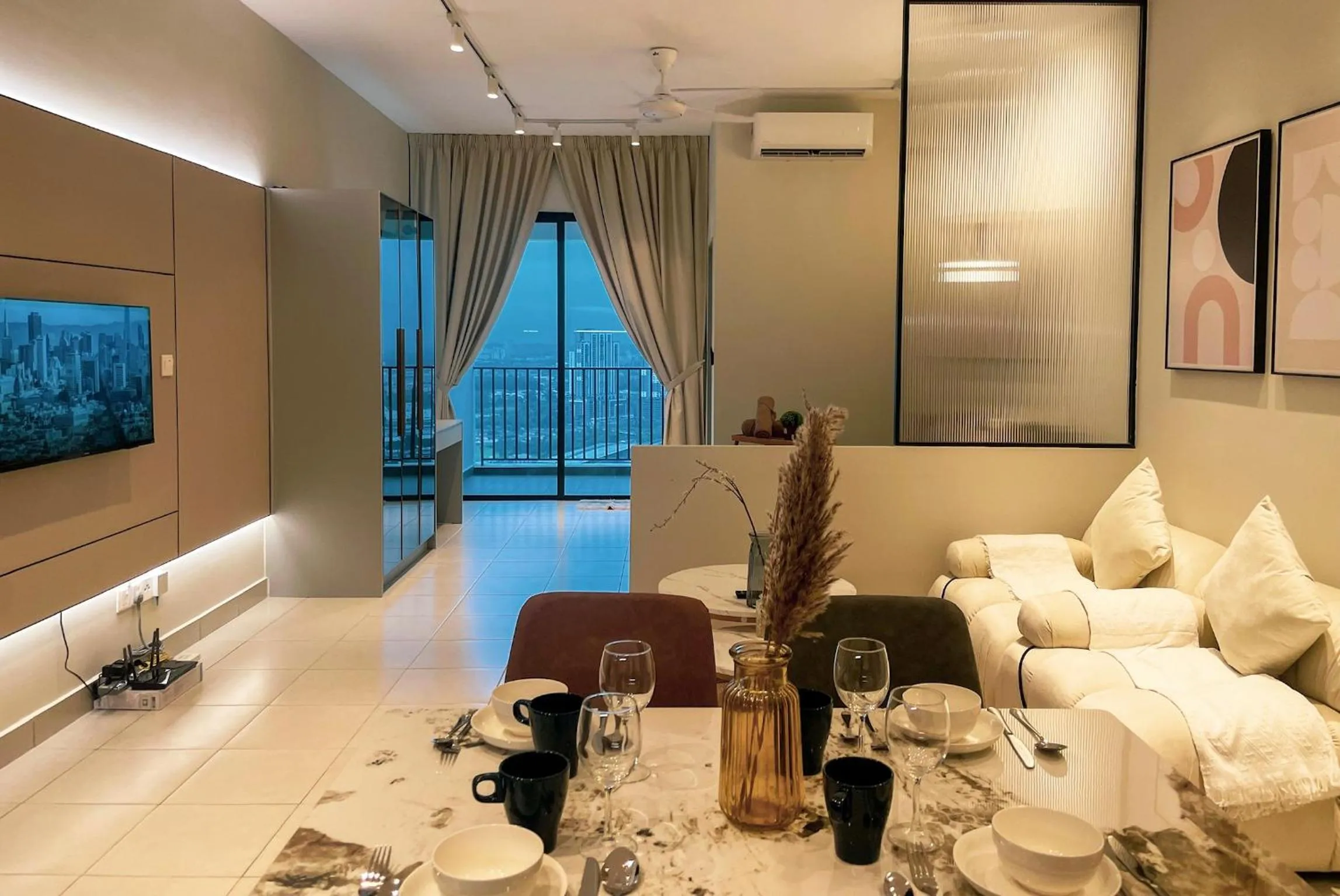 Netizen Cozy Suite By GUESTONIC