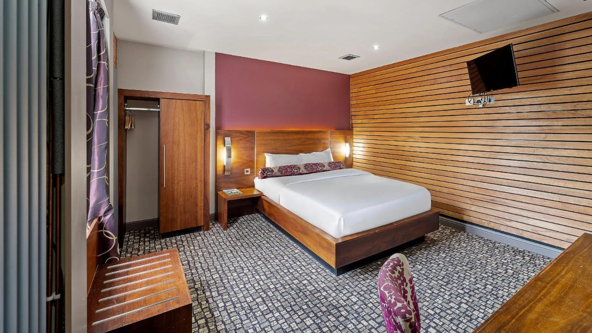 Bedroom, Bed in The Rutland Hotel