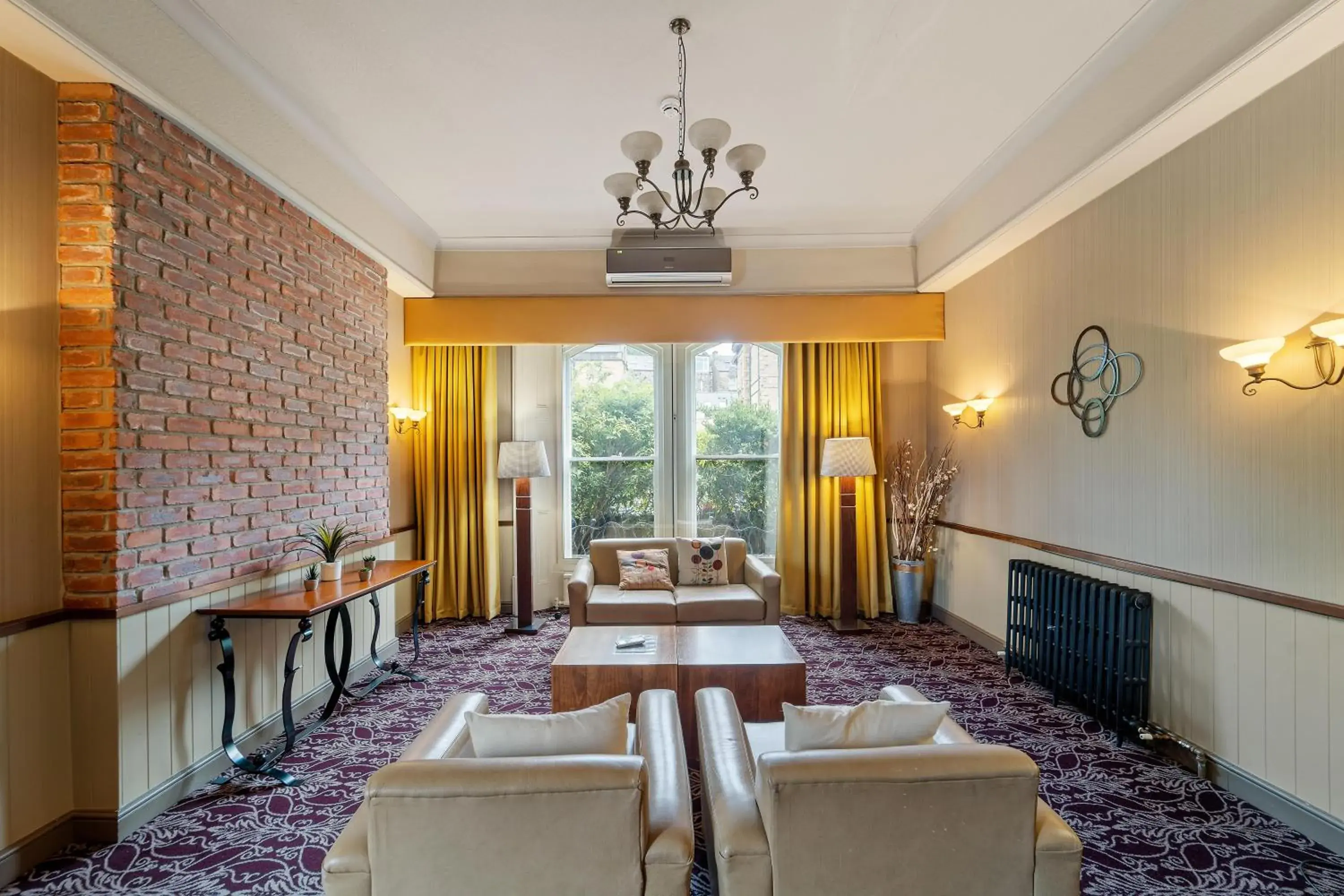 Lounge or bar in The Rutland Hotel Lounge or bar in The Rutland Hotel