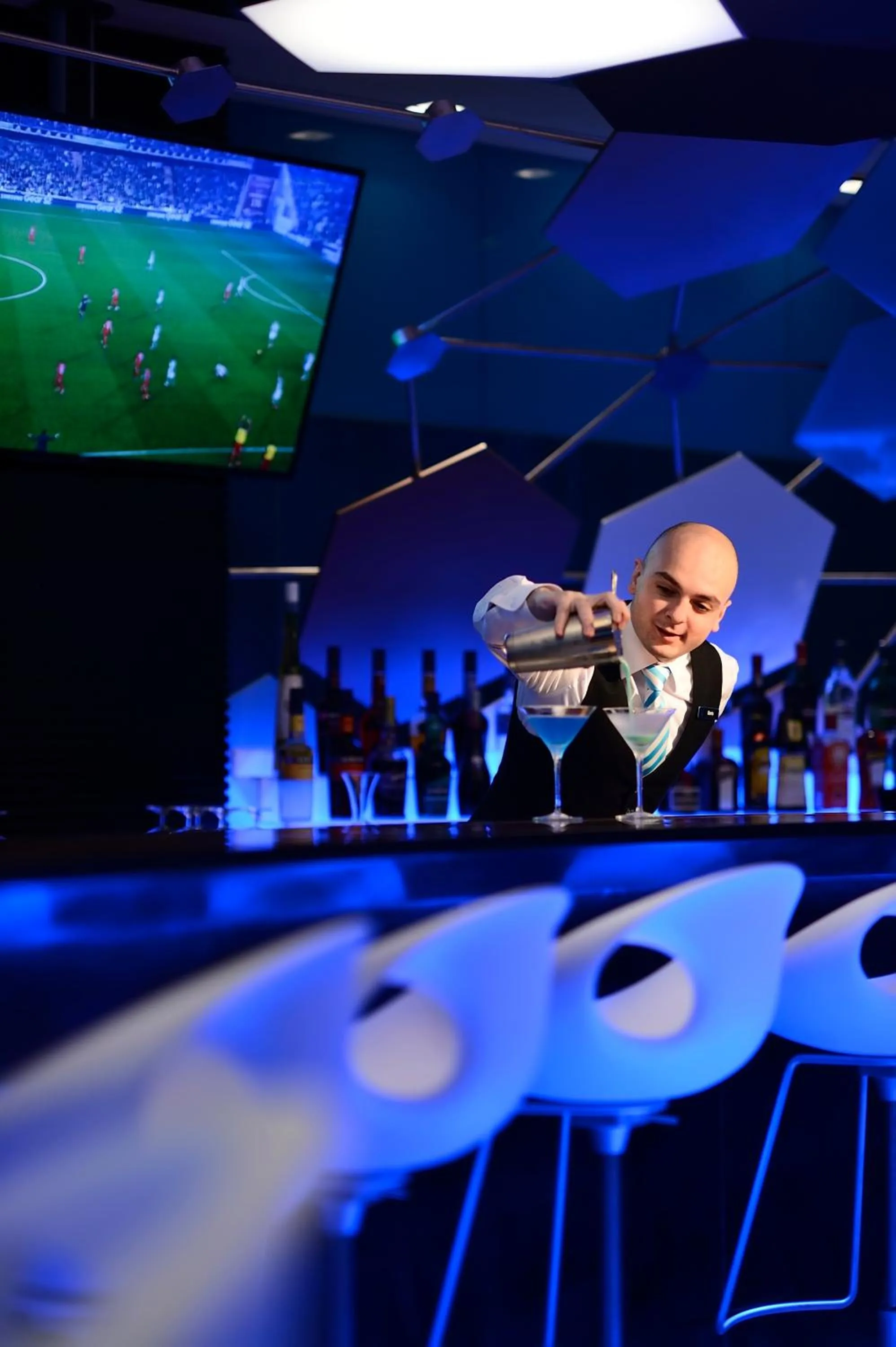 Lounge or bar in Southern Sun Abu Dhabi