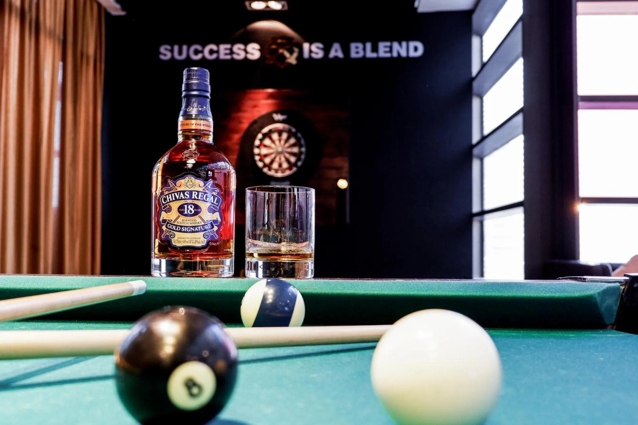 Lounge or bar in Southern Sun Abu Dhabi