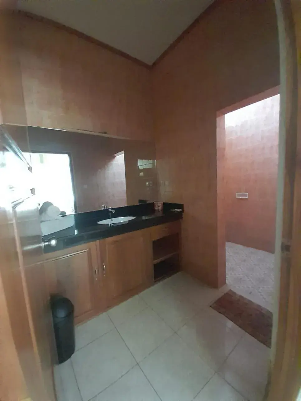 Double Room in Hôtel La Belle Etoile Double Room in Hôtel La Belle Etoile