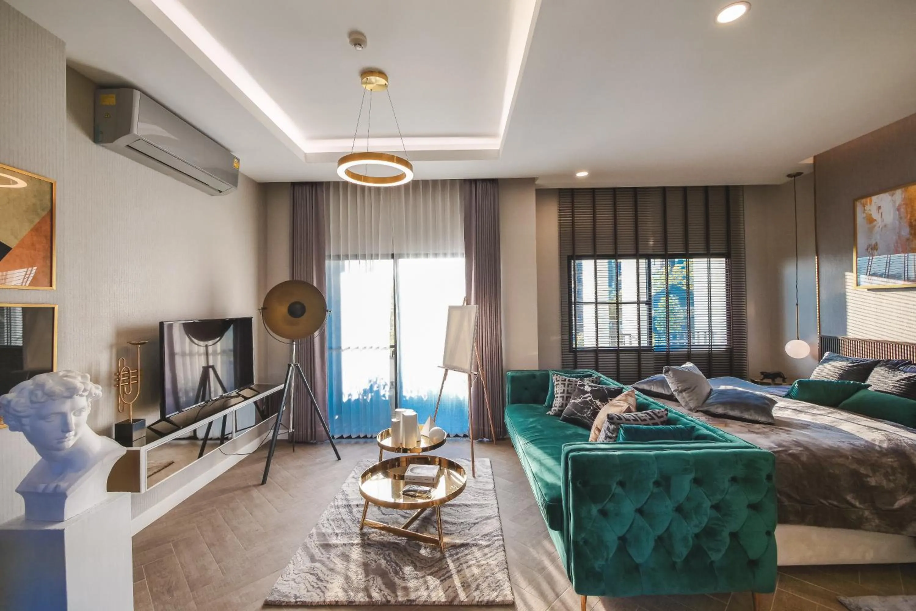 Seating area, Bed in THE NINE THASALA