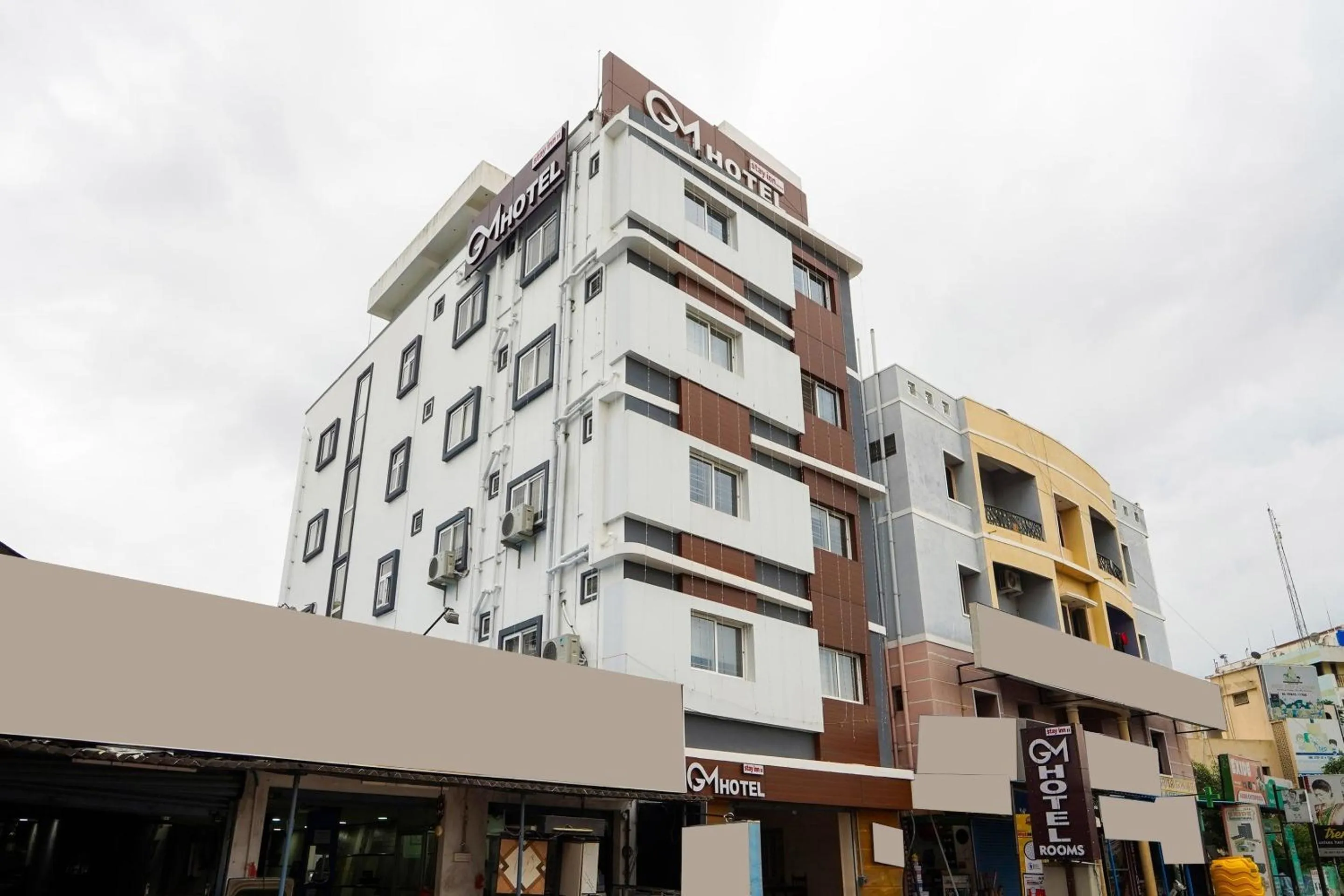 Facade/entrance in GM Hotel