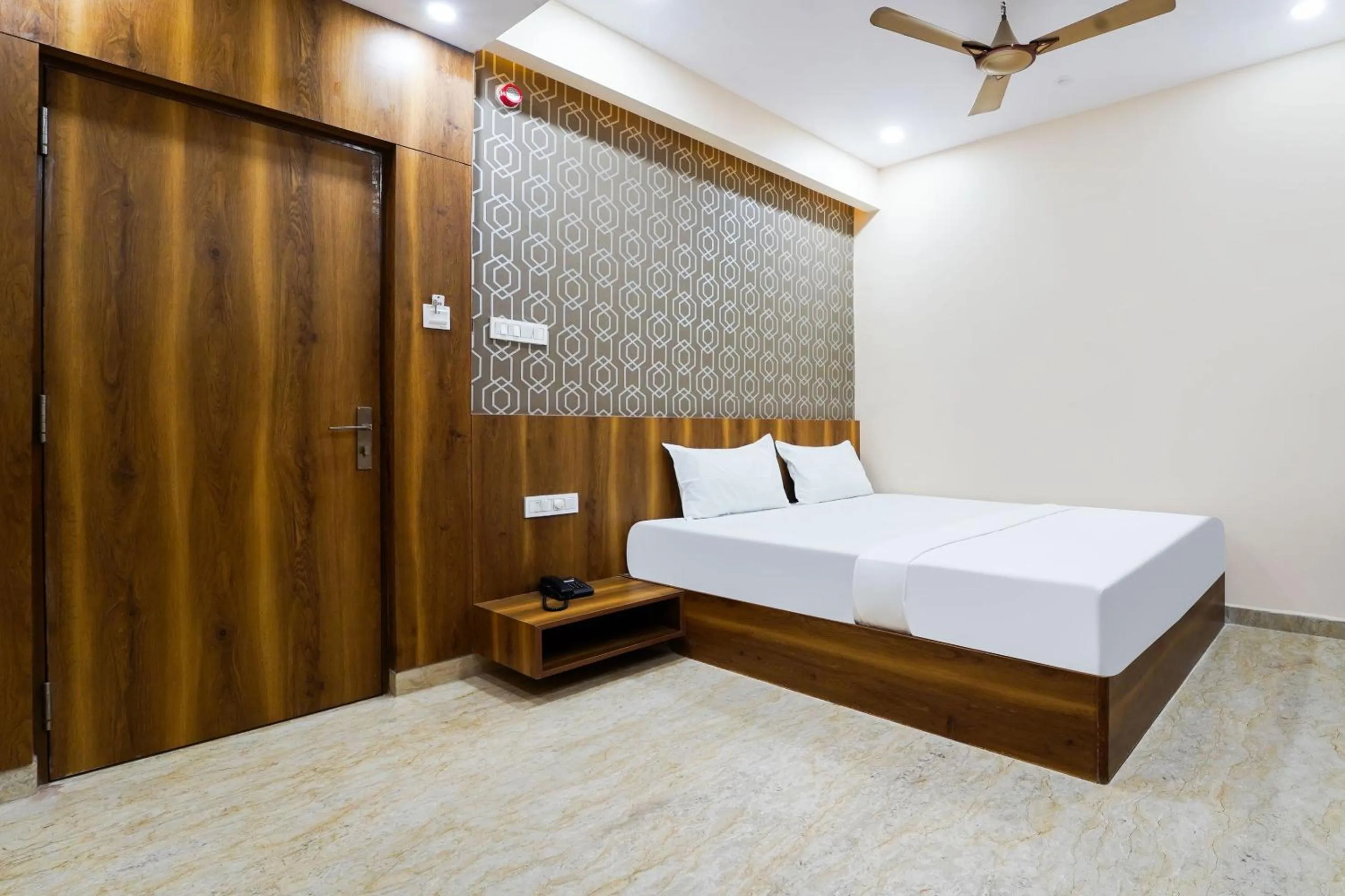 Facade/entrance in GM Hotel