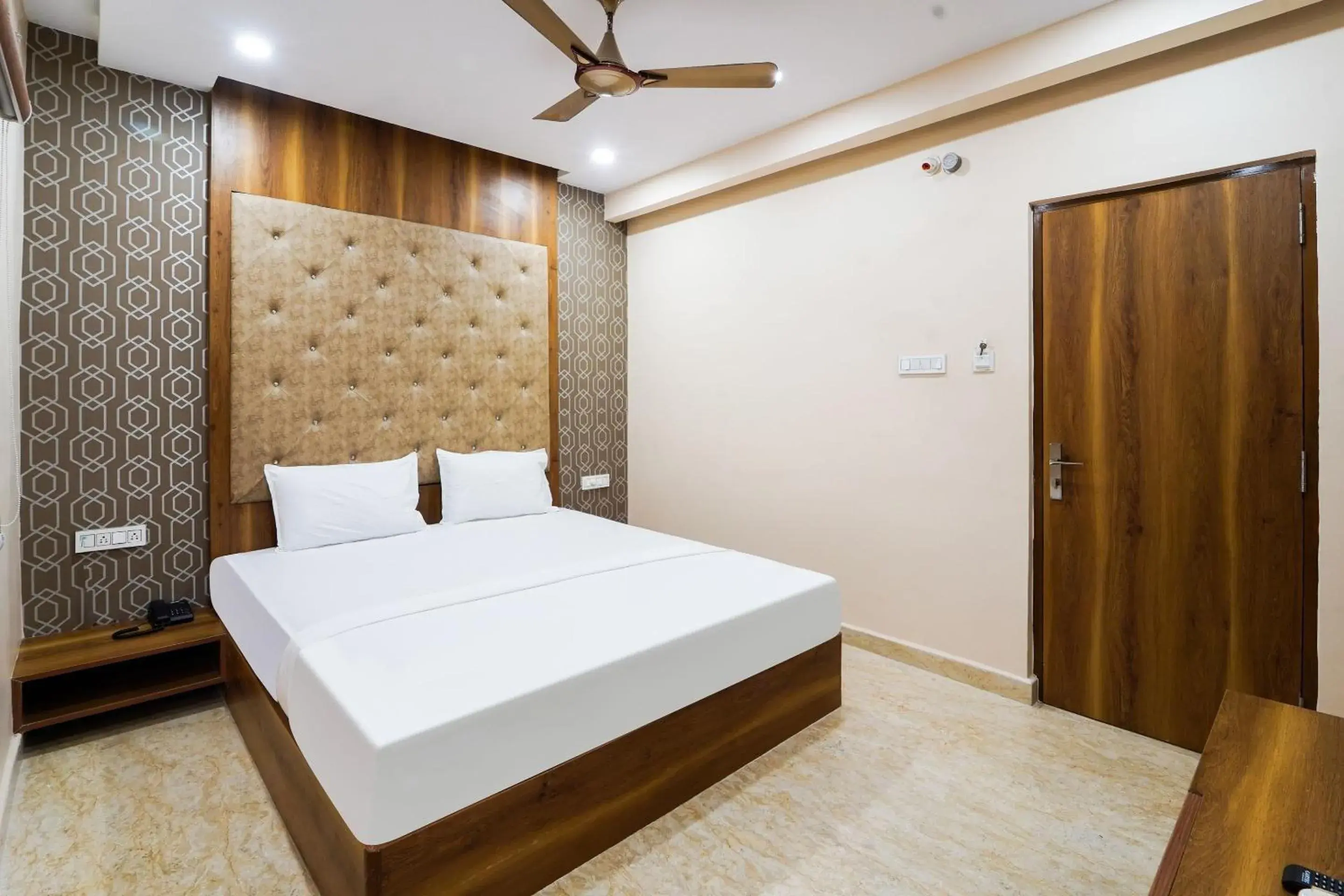 Bedroom in GM Hotel Bedroom in GM Hotel