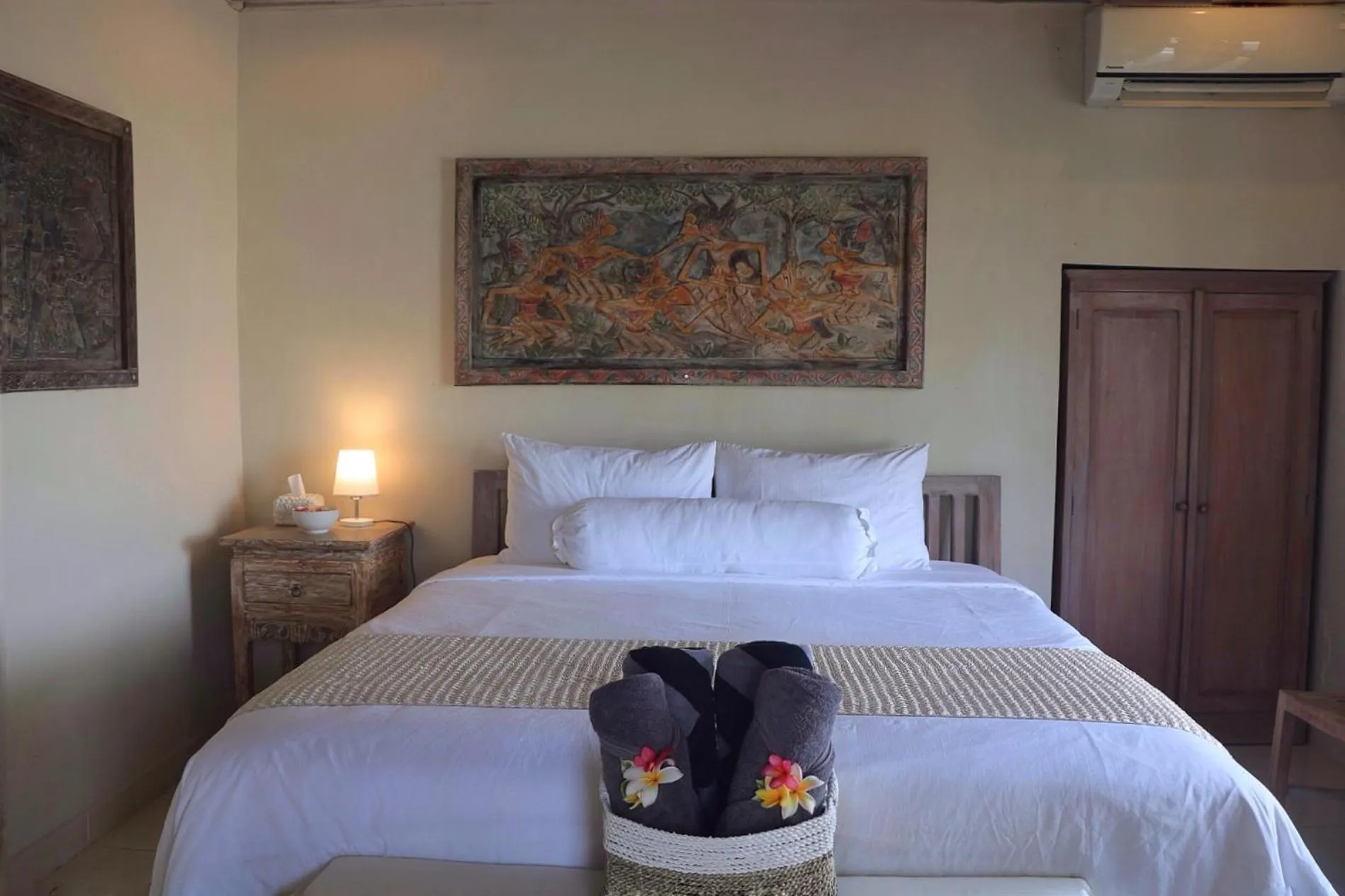 Bedroom, Bed in Dhauteya Villa