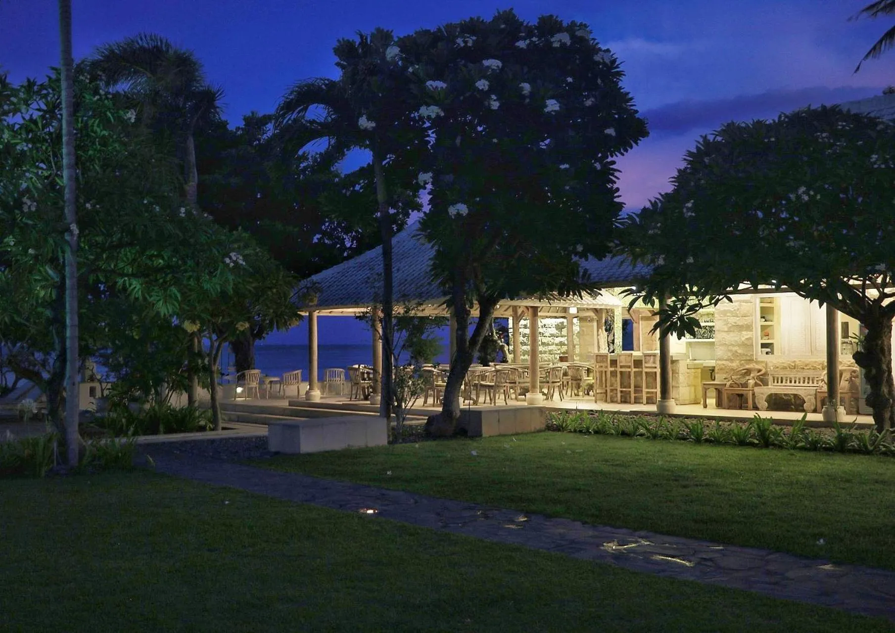 Garden view in Dhauteya Villa