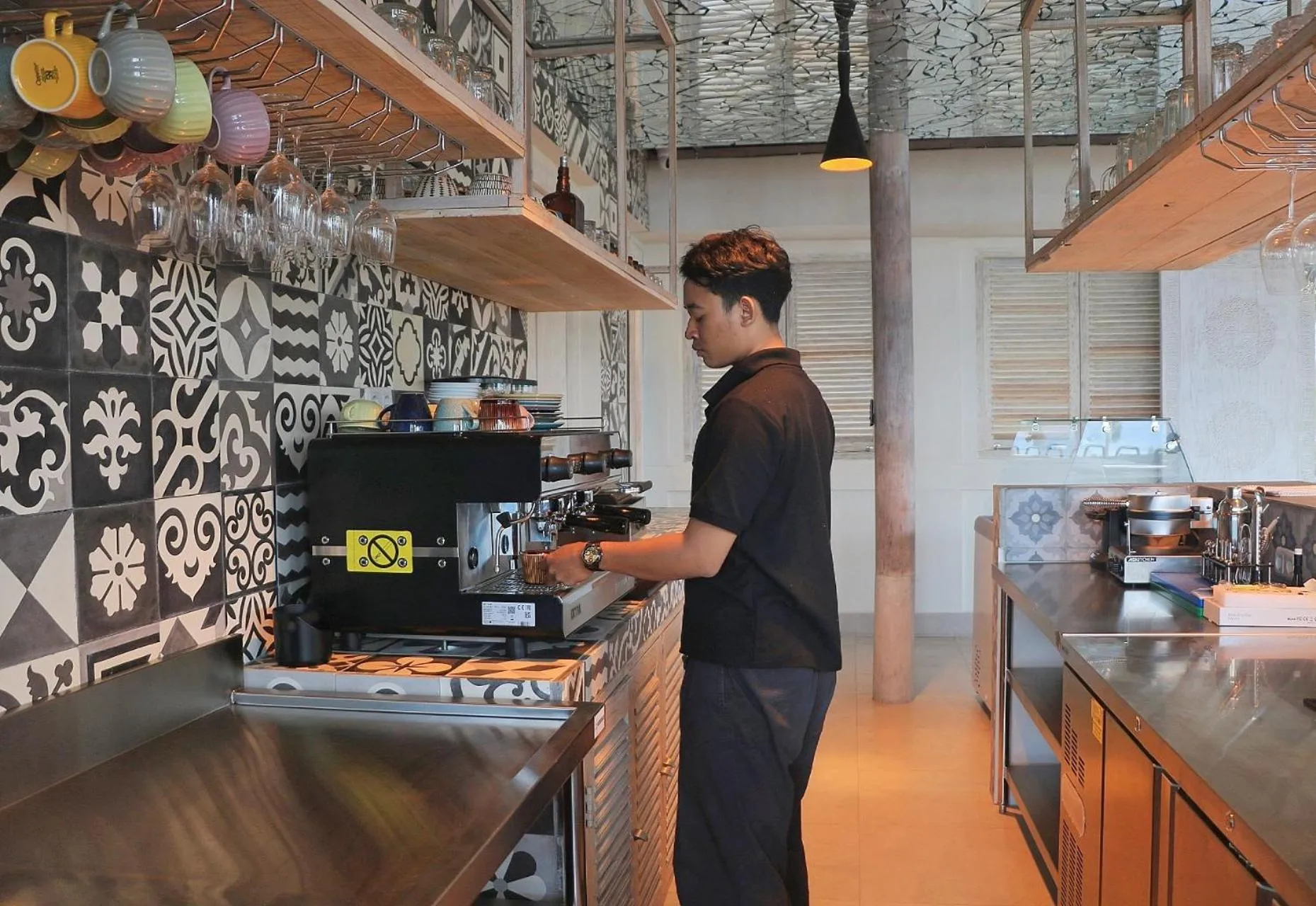 Coffee/tea facilities in Dhauteya Villa