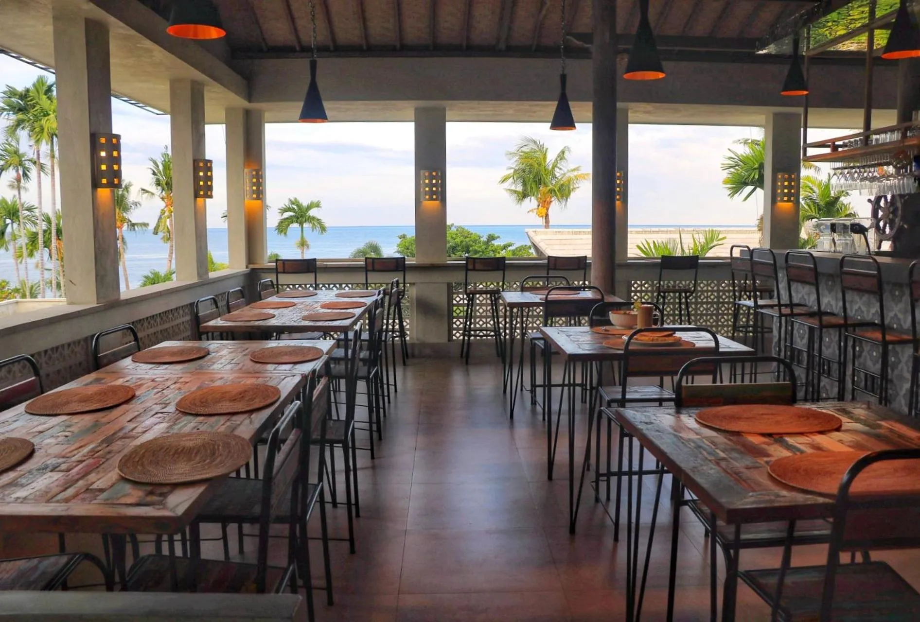 Restaurant/places to eat in Dhauteya Villa