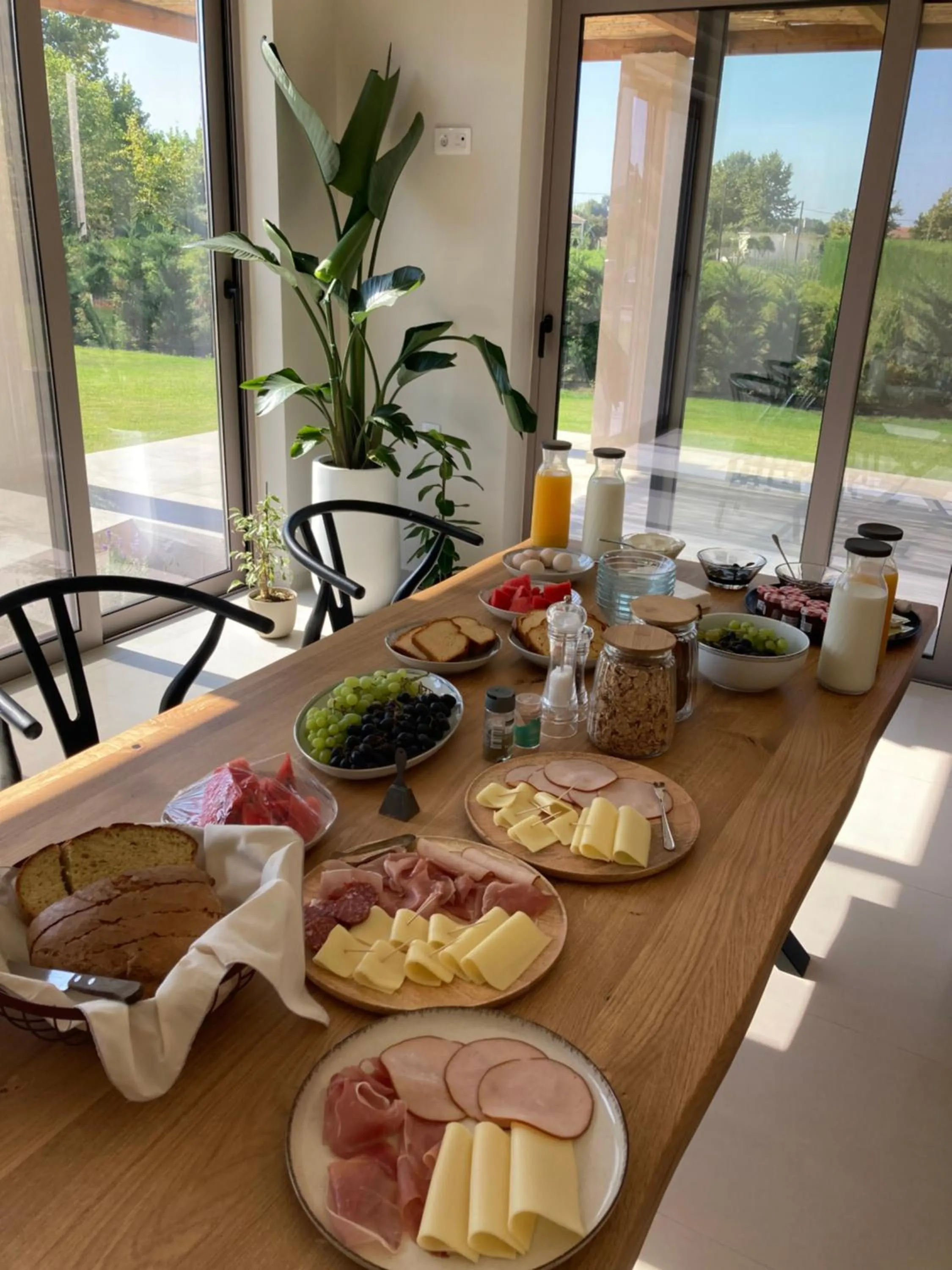 Property building in Pnoe Eco Residences