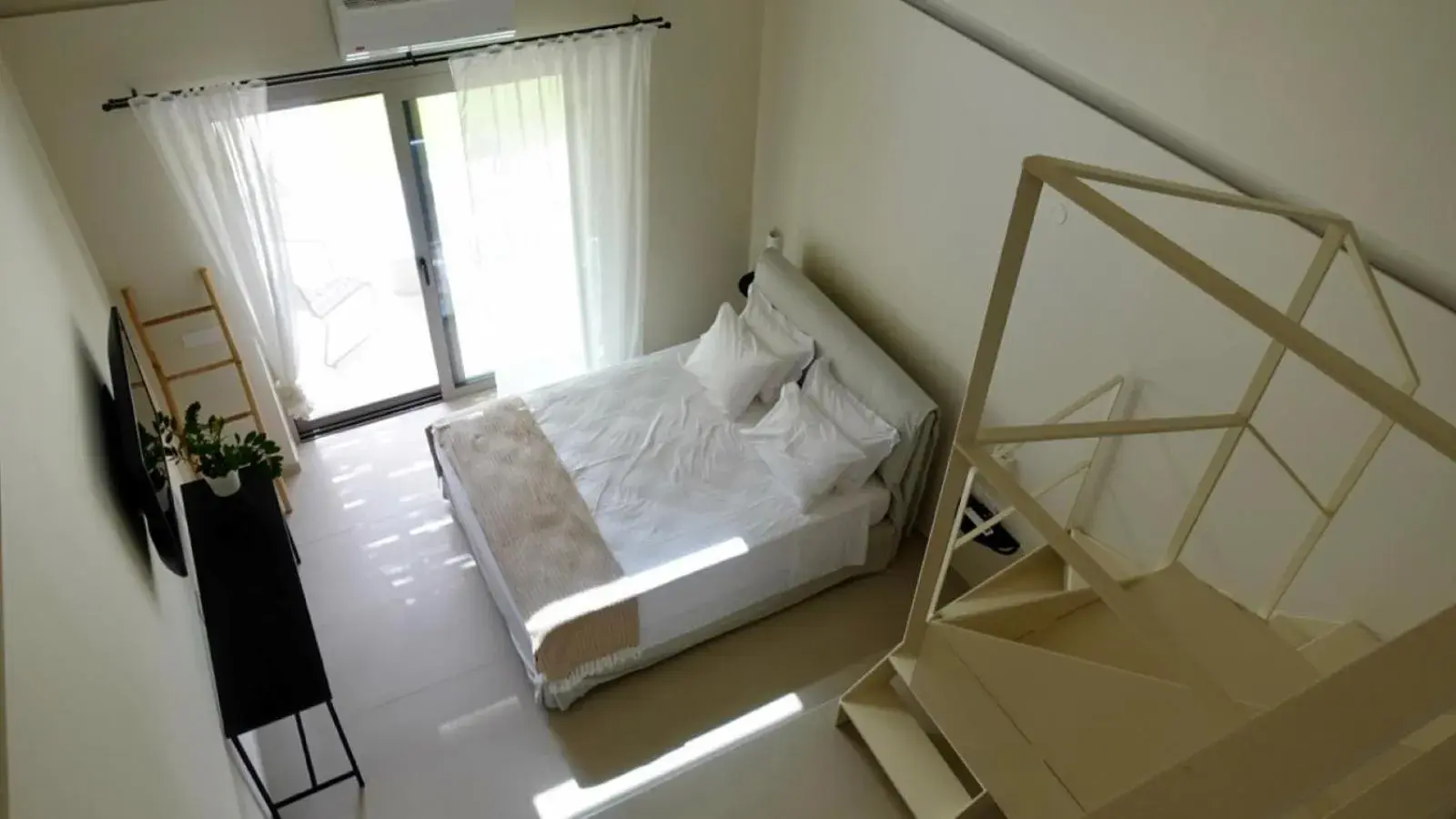 Deluxe Family Room - single occupancy in Pnoe Eco Residences Deluxe Family Room - single occupancy in Pnoe Eco Residences