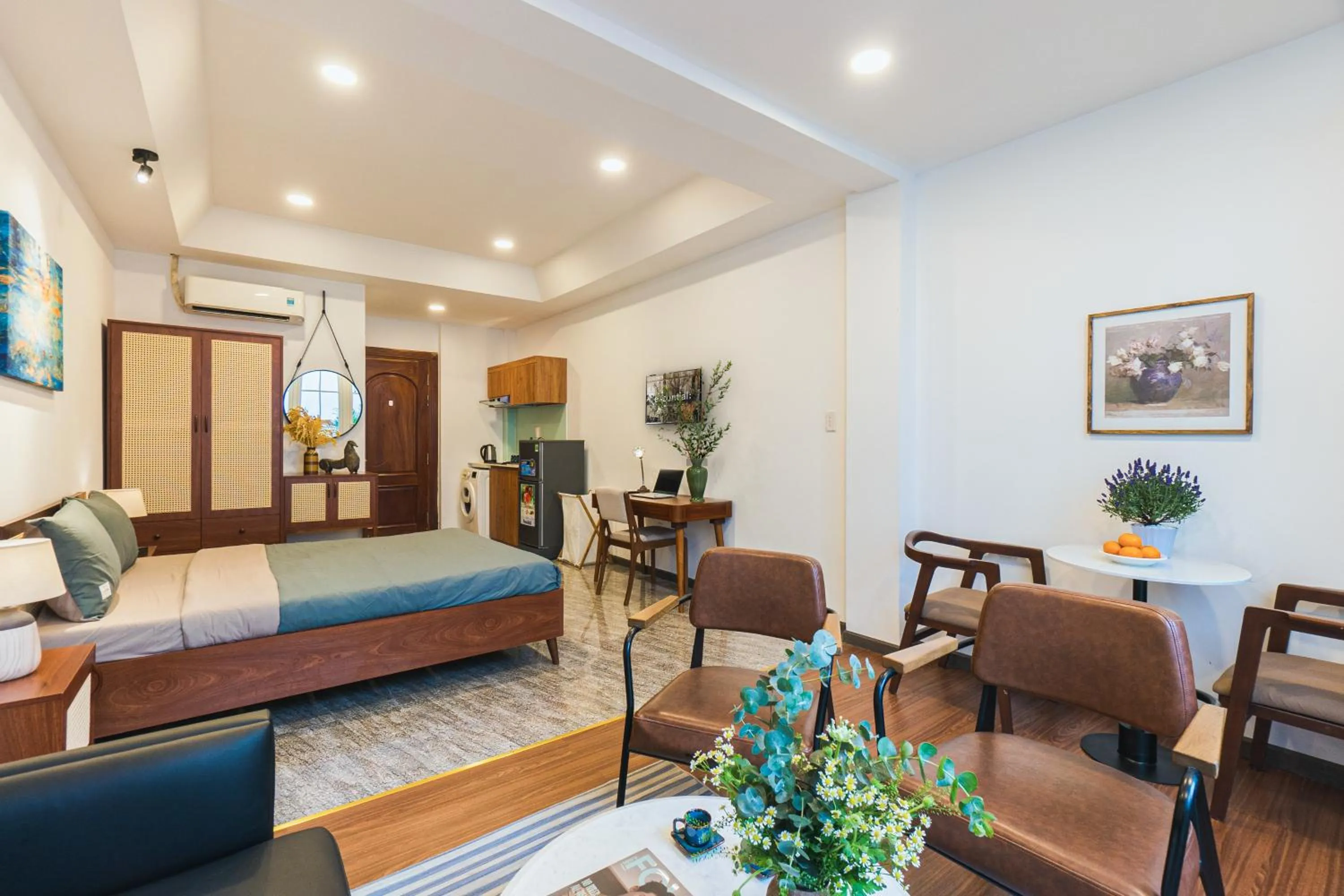 Photo of the whole room, Bed in Nexus House Cay Diep - Near Independence Palace