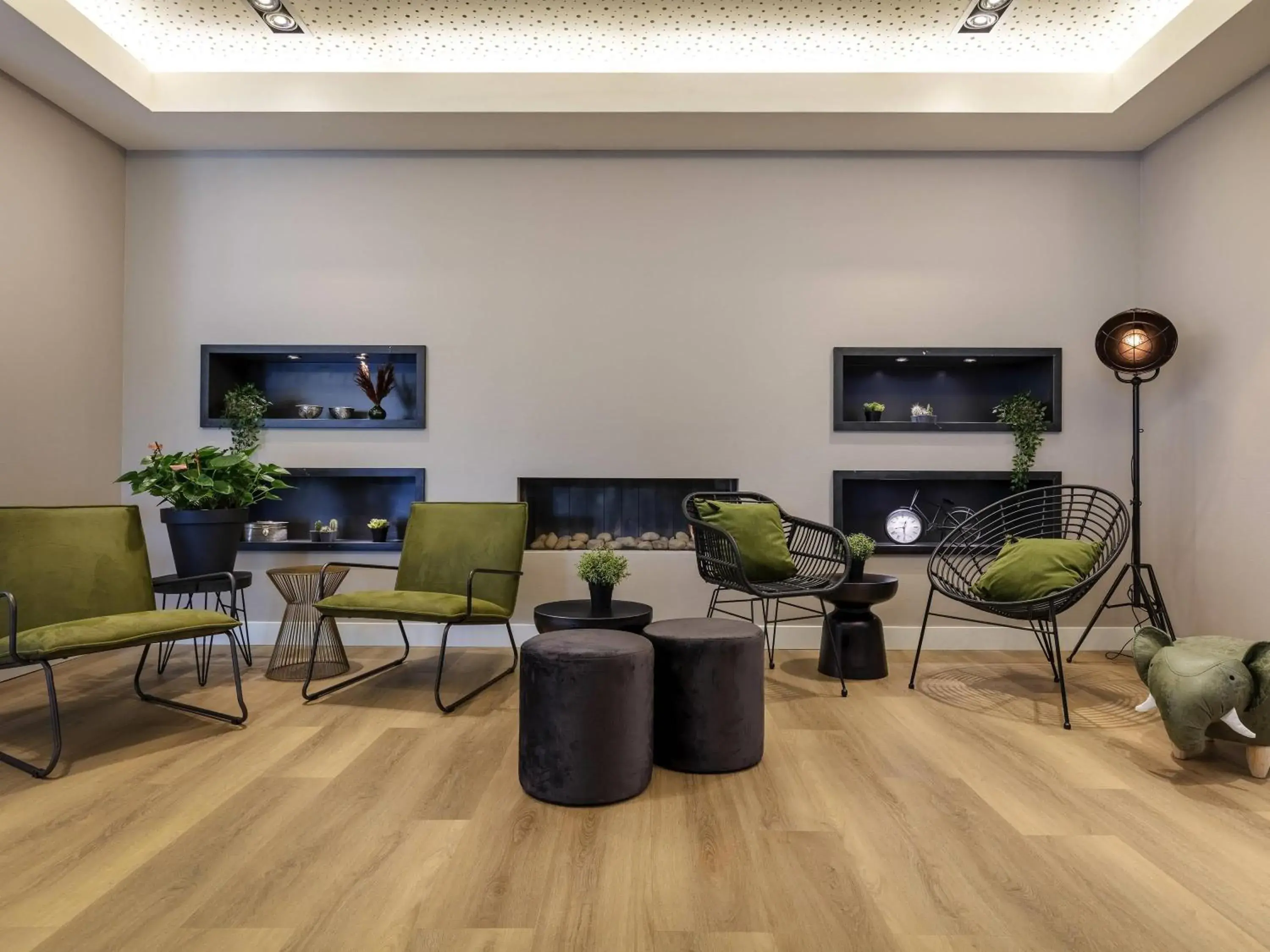 Lounge or bar in ibis Utrecht Lounge or bar in ibis Utrecht