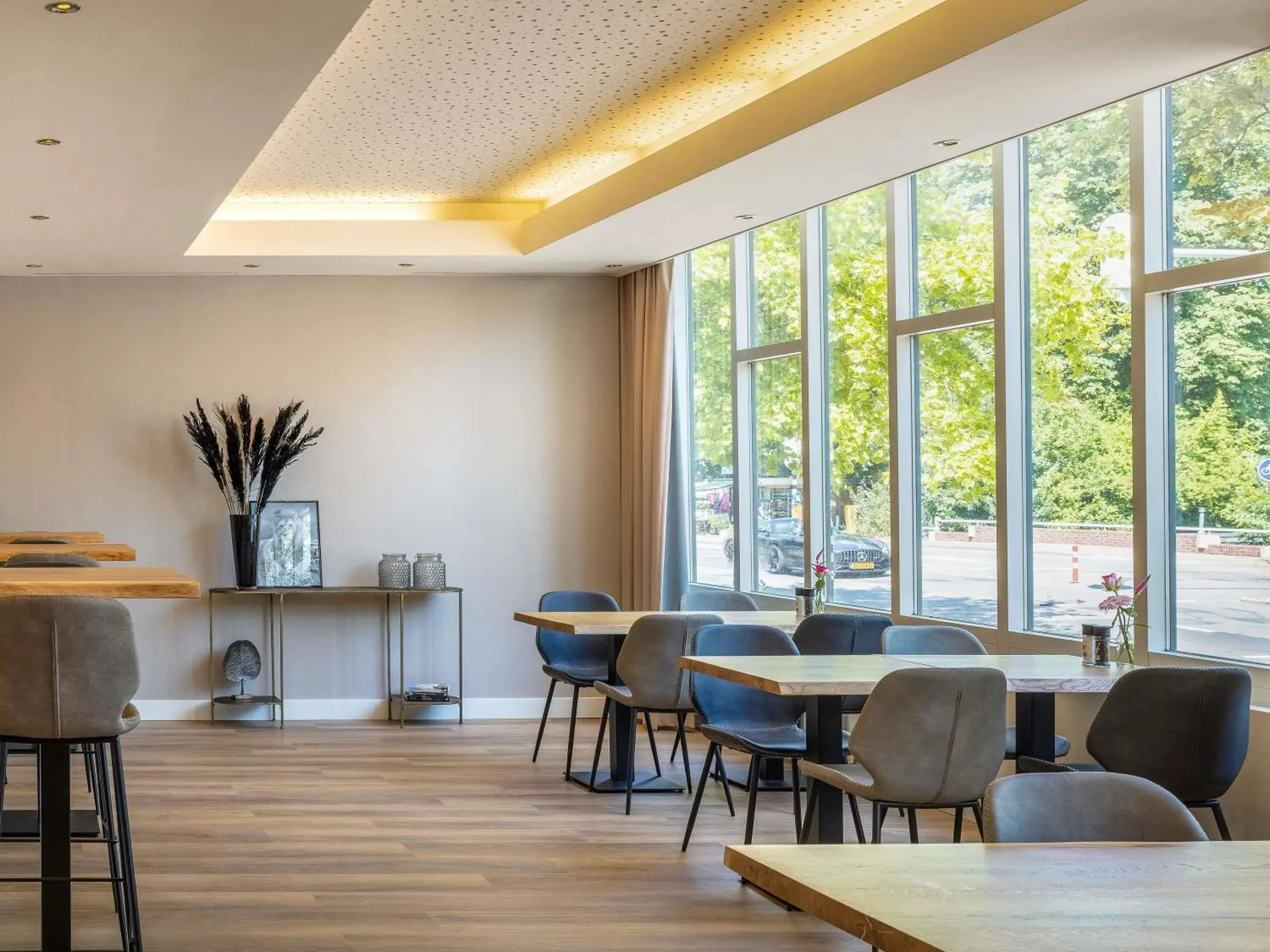 Property building in ibis Utrecht Property building in ibis Utrecht