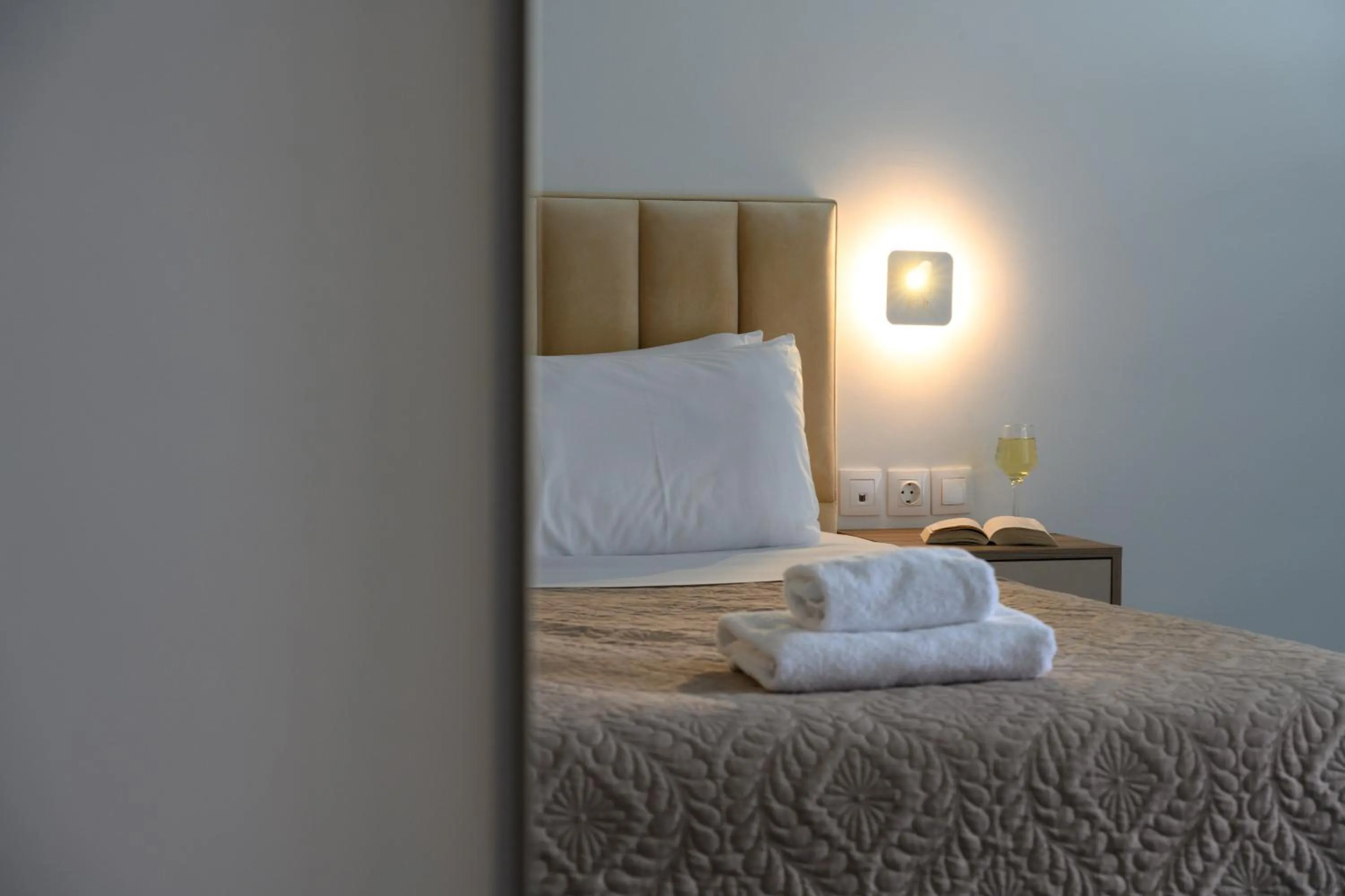 Bedroom, Bed in Ninos Grand Beach Resort