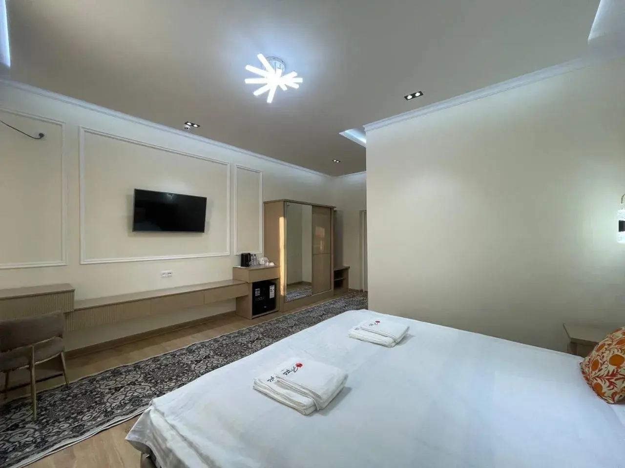 TV and multimedia, Bed in Anor Qal'a TV and multimedia, Bed in Anor Qal'a