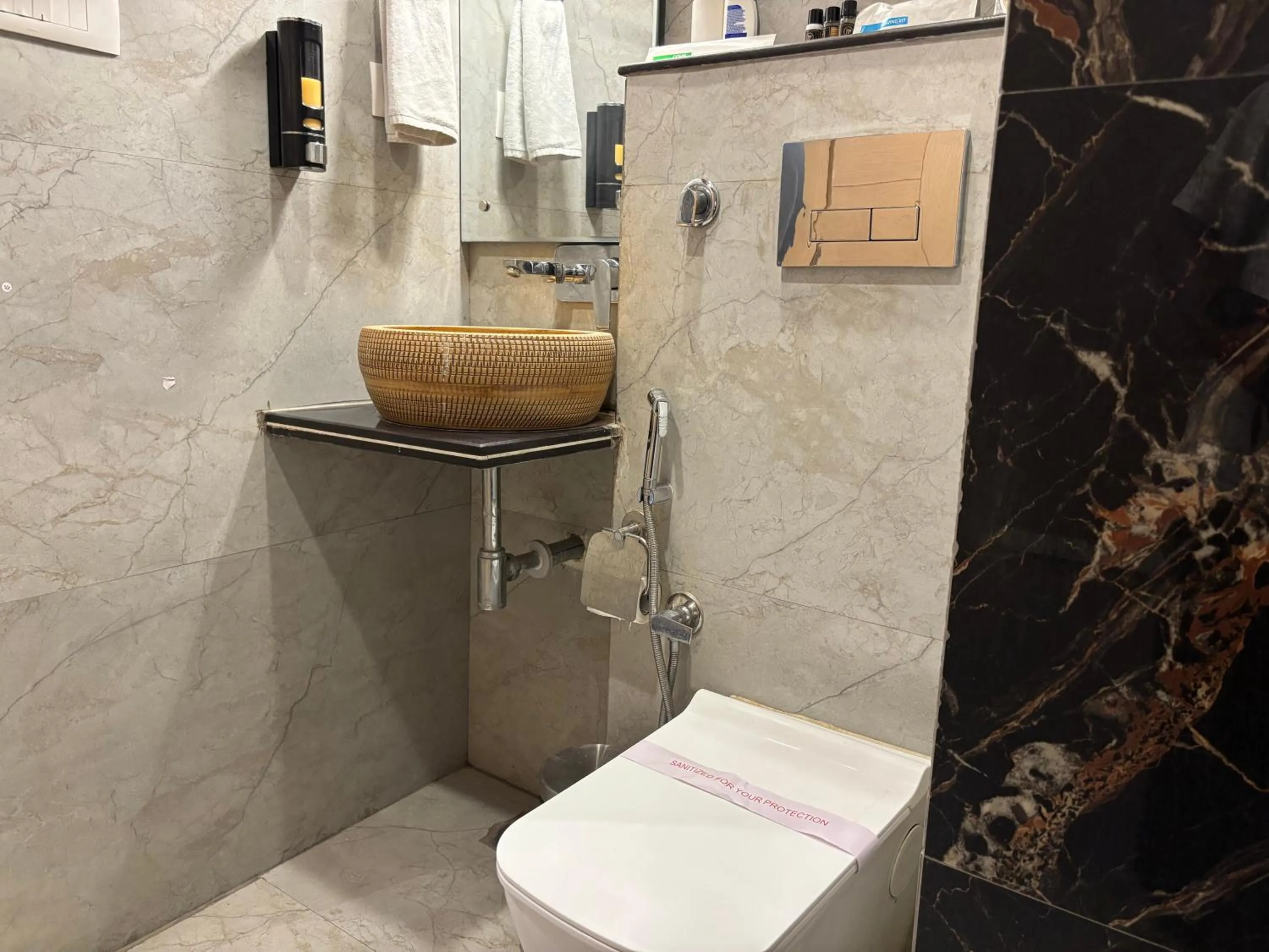 Bathroom in Hotel JP Hills Rishikesh