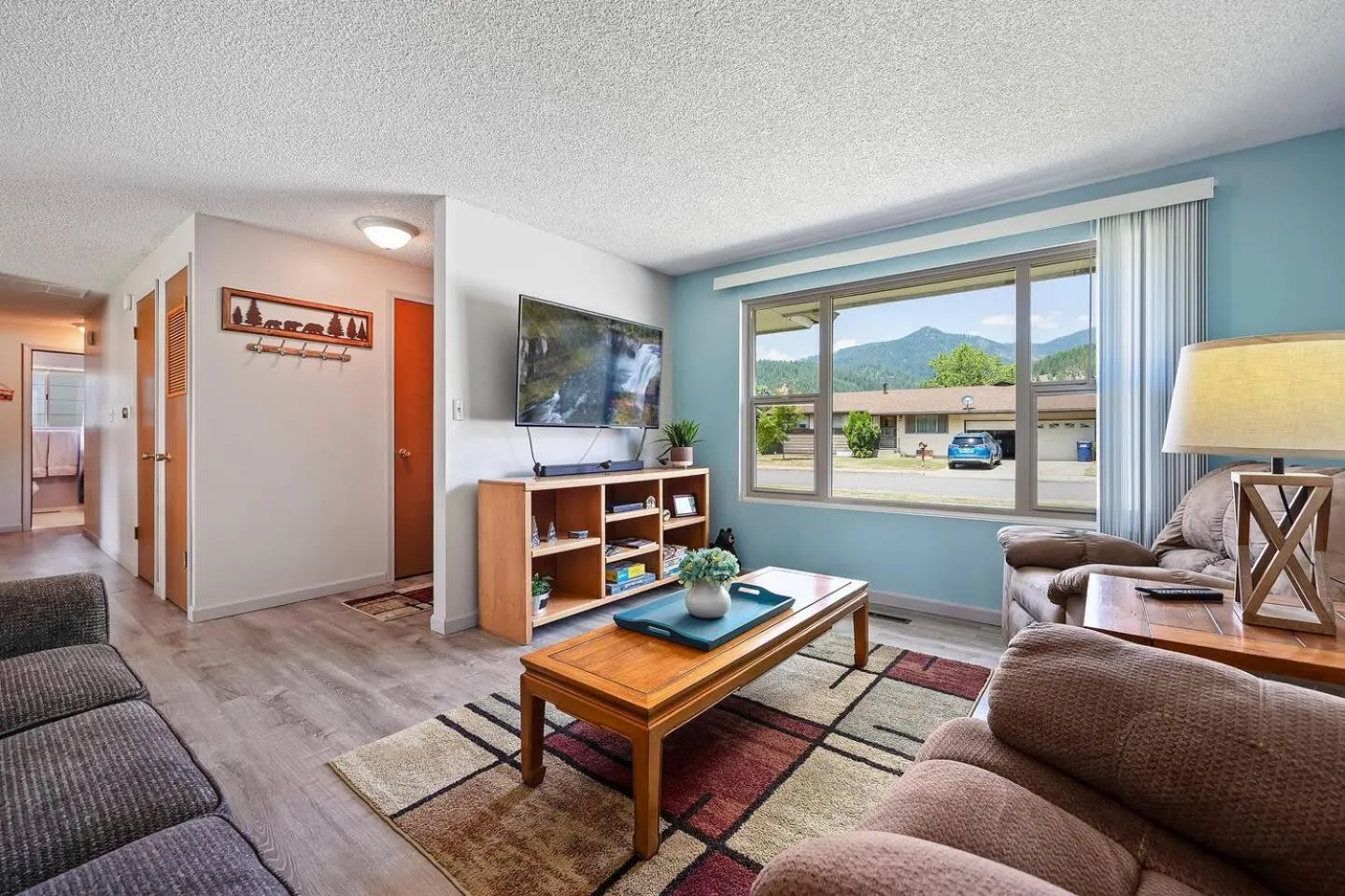 TV and multimedia in The Brick House, Kellogg ID