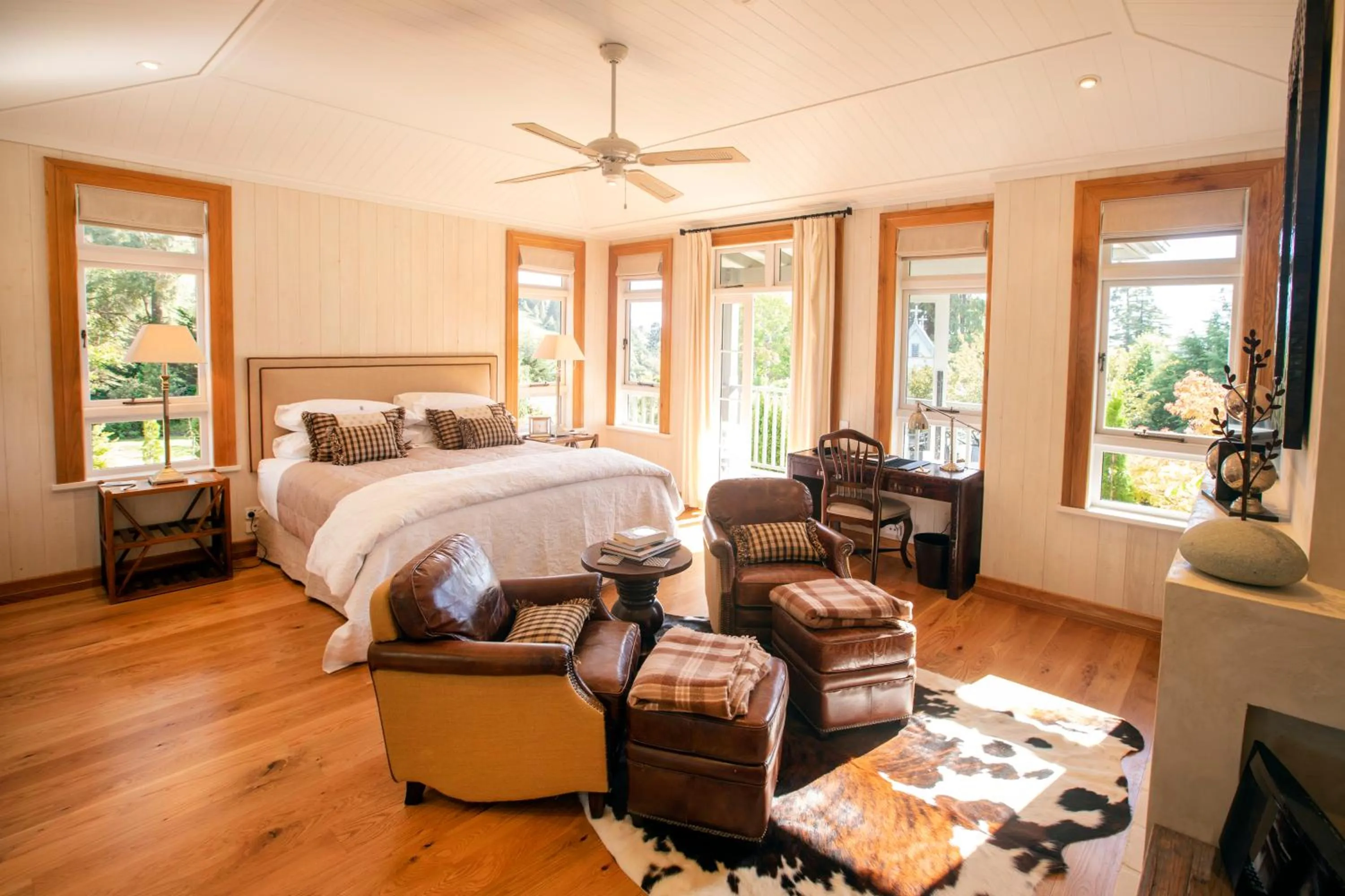 Bed in Pihopa Retreat