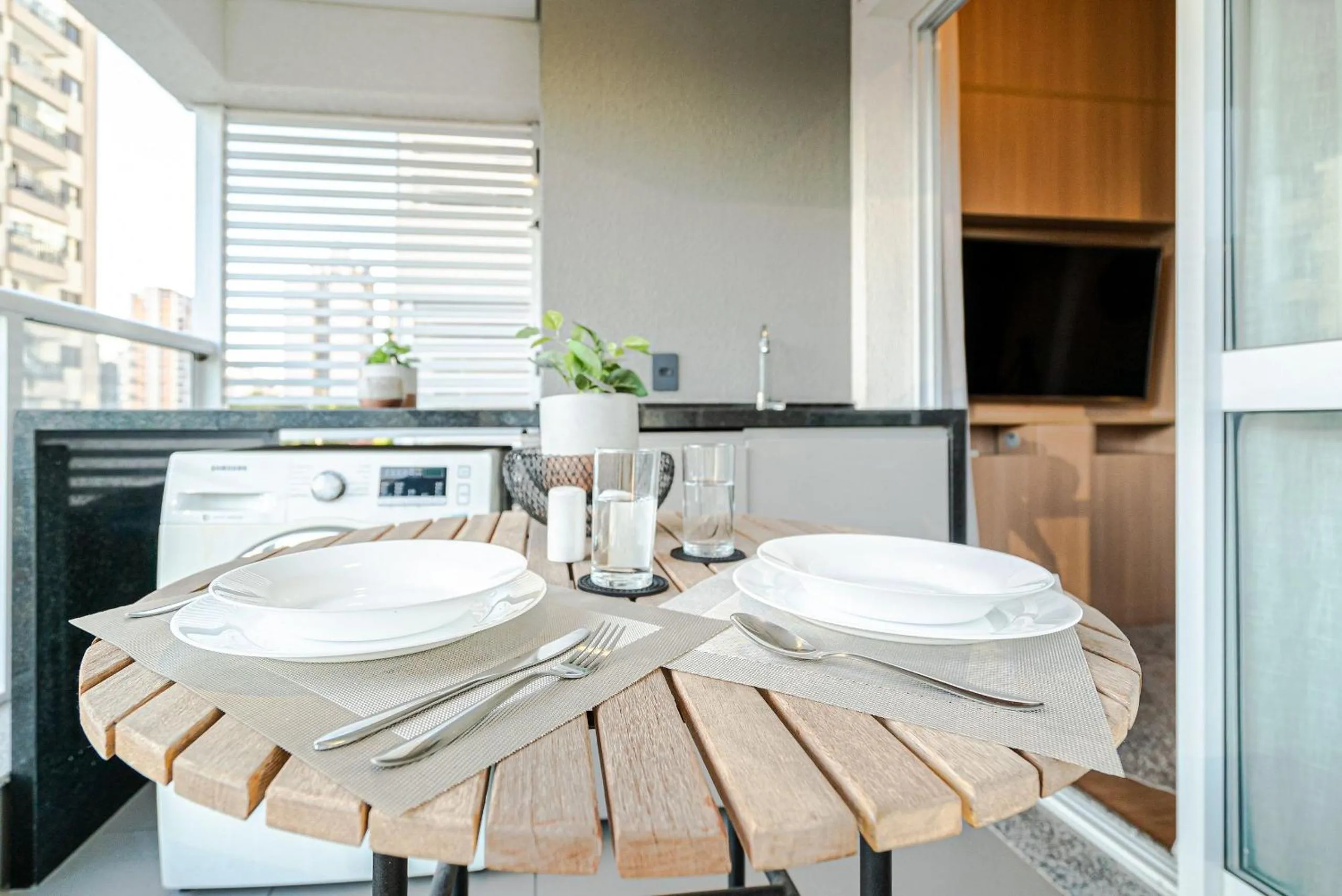 Kitchen or kitchenette in Homelike by Viva - Apartamentos completos em Pinheiros a uma quadra da Faria Lima