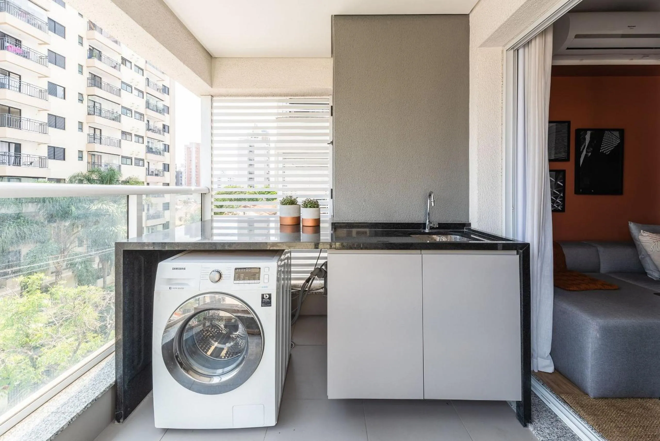 dryer in Homelike by Viva - Apartamentos completos em Pinheiros a uma quadra da Faria Lima