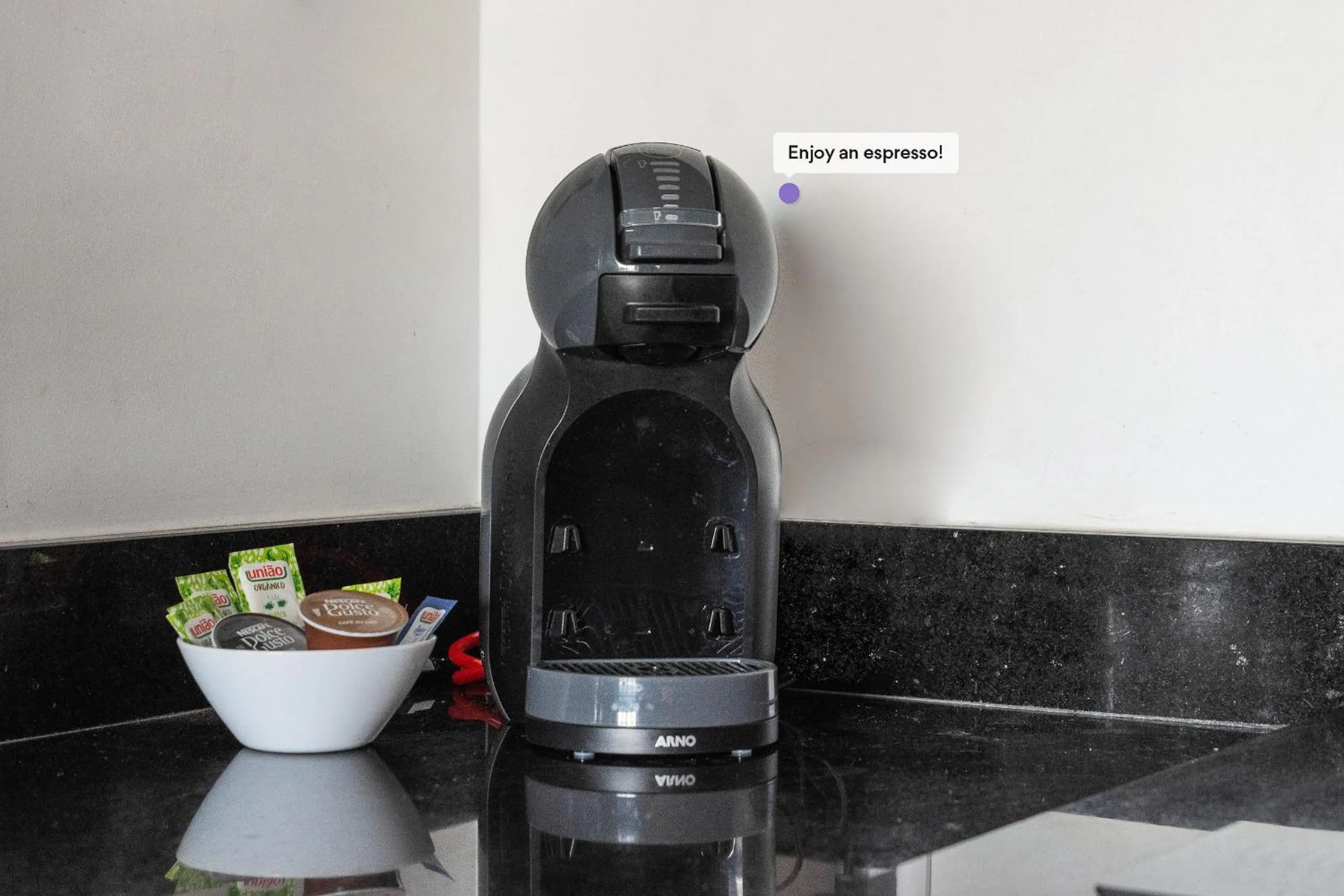 Coffee/tea facilities in Homelike by Viva - Apartamentos completos em Pinheiros a uma quadra da Faria Lima