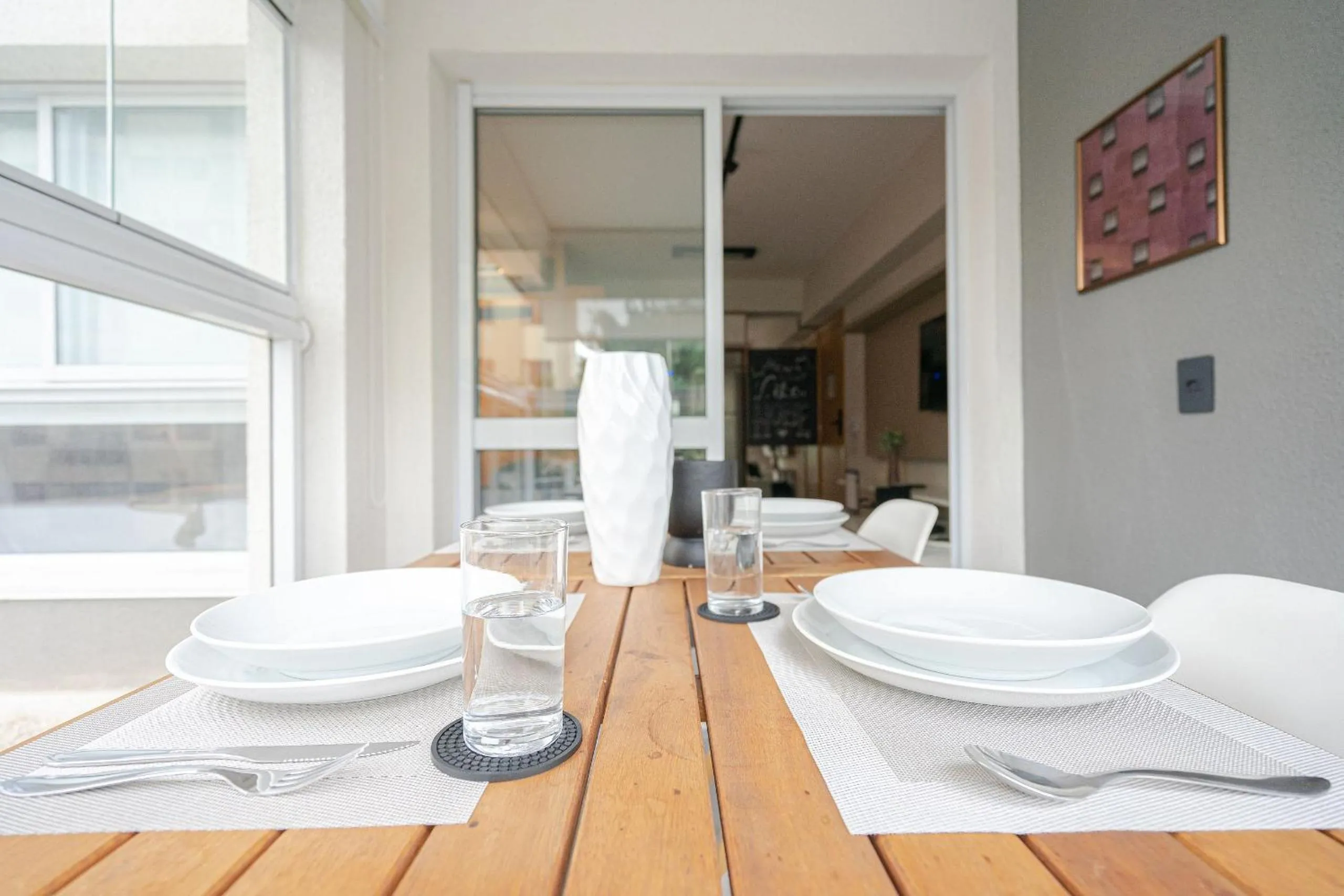 Seating area in Homelike by Viva - Apartamentos completos em Pinheiros a uma quadra da Faria Lima