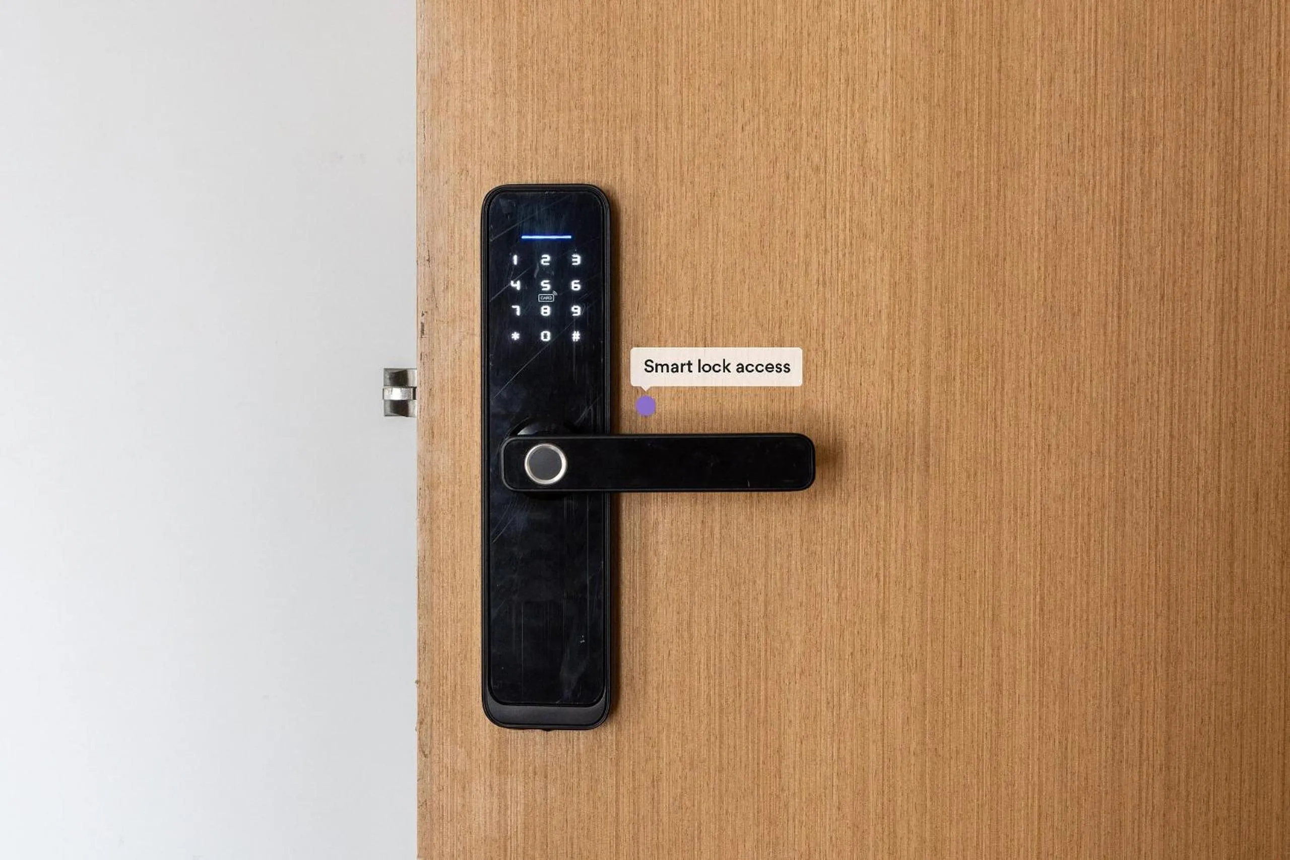 Facade/entrance in Homelike by Viva - Apartamentos completos em Pinheiros a uma quadra da Faria Lima