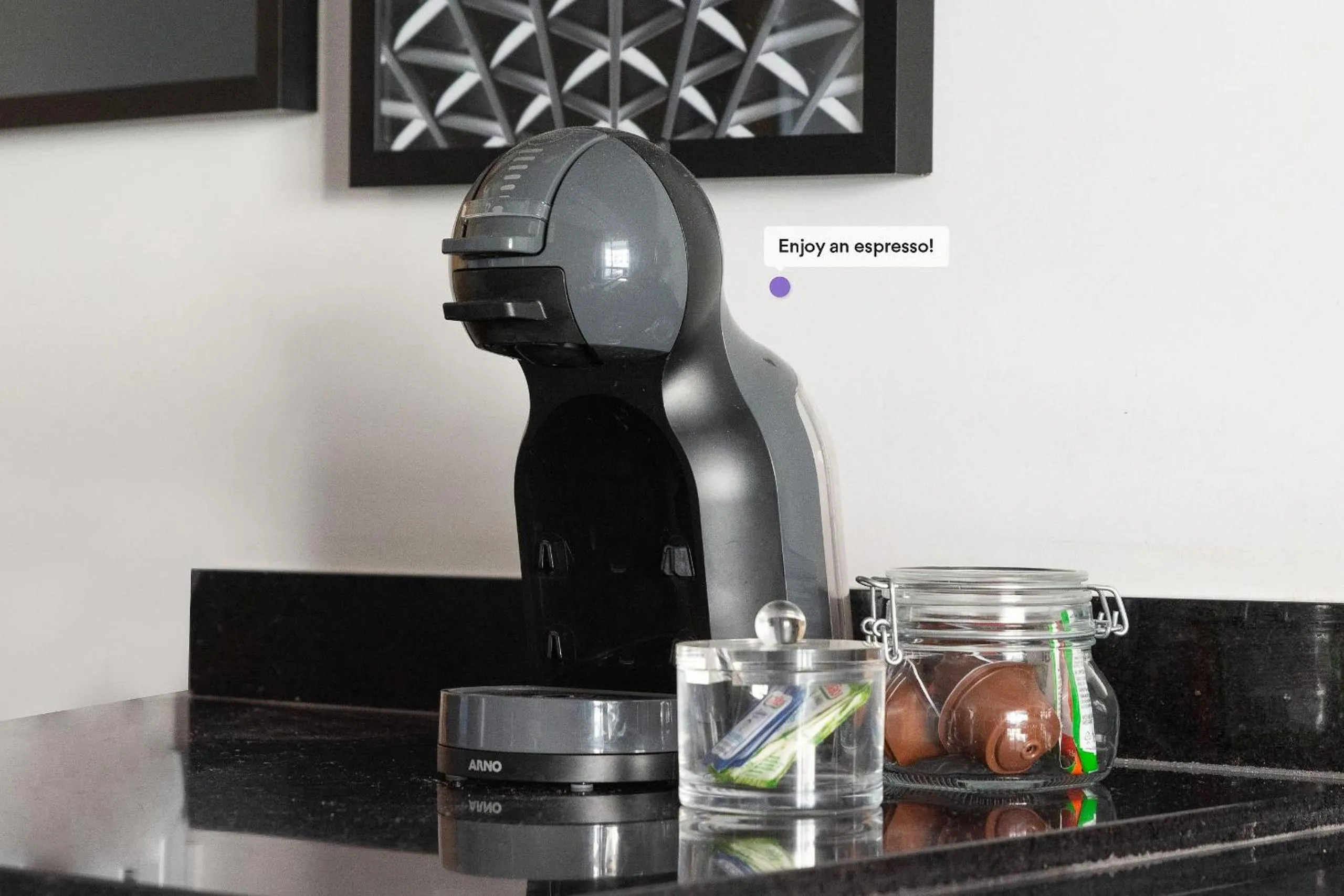 Coffee/tea facilities in Homelike by Viva - Apartamentos completos em Pinheiros a uma quadra da Faria Lima