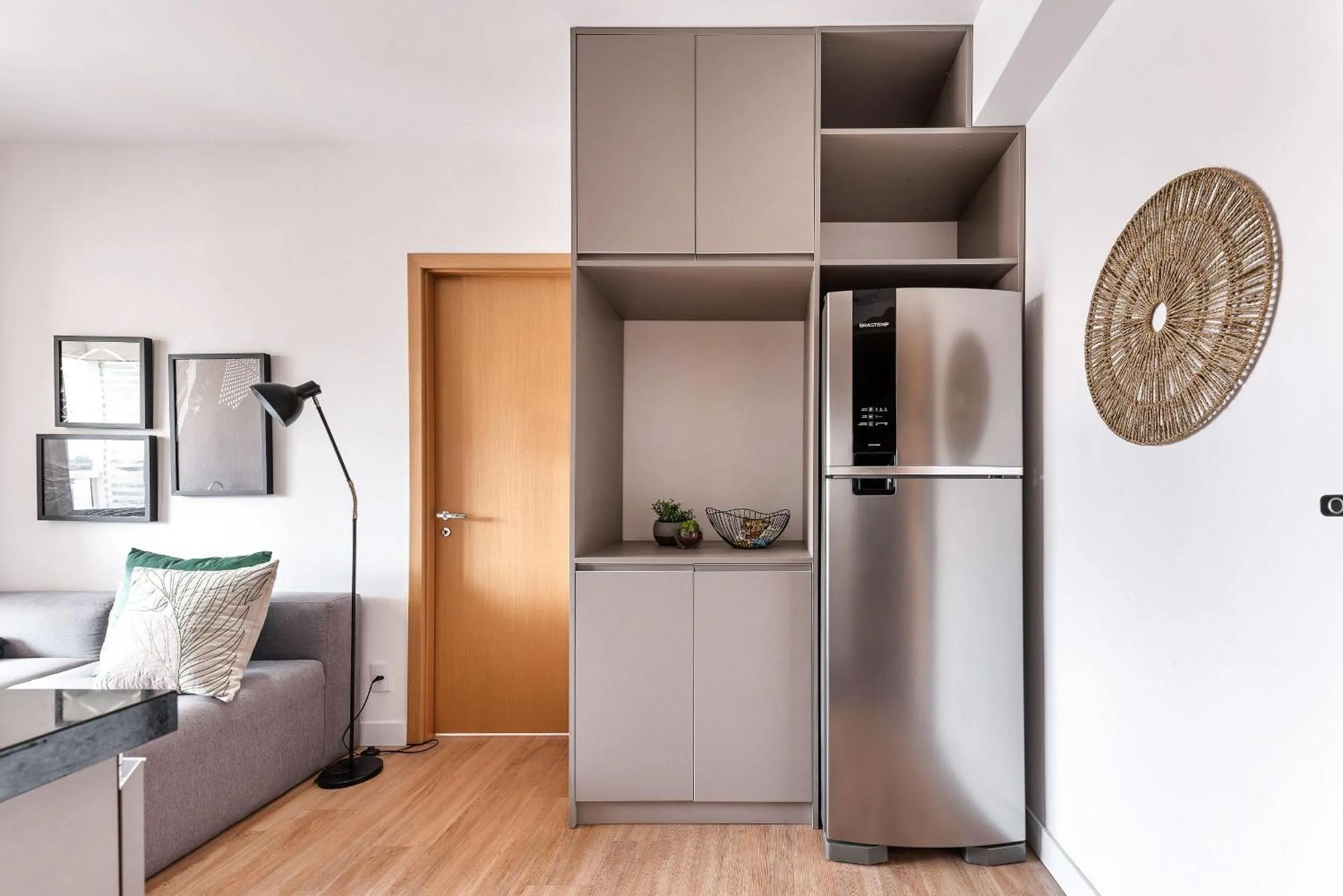 Kitchen or kitchenette in Homelike by Viva - Apartamentos completos em Pinheiros a uma quadra da Faria Lima