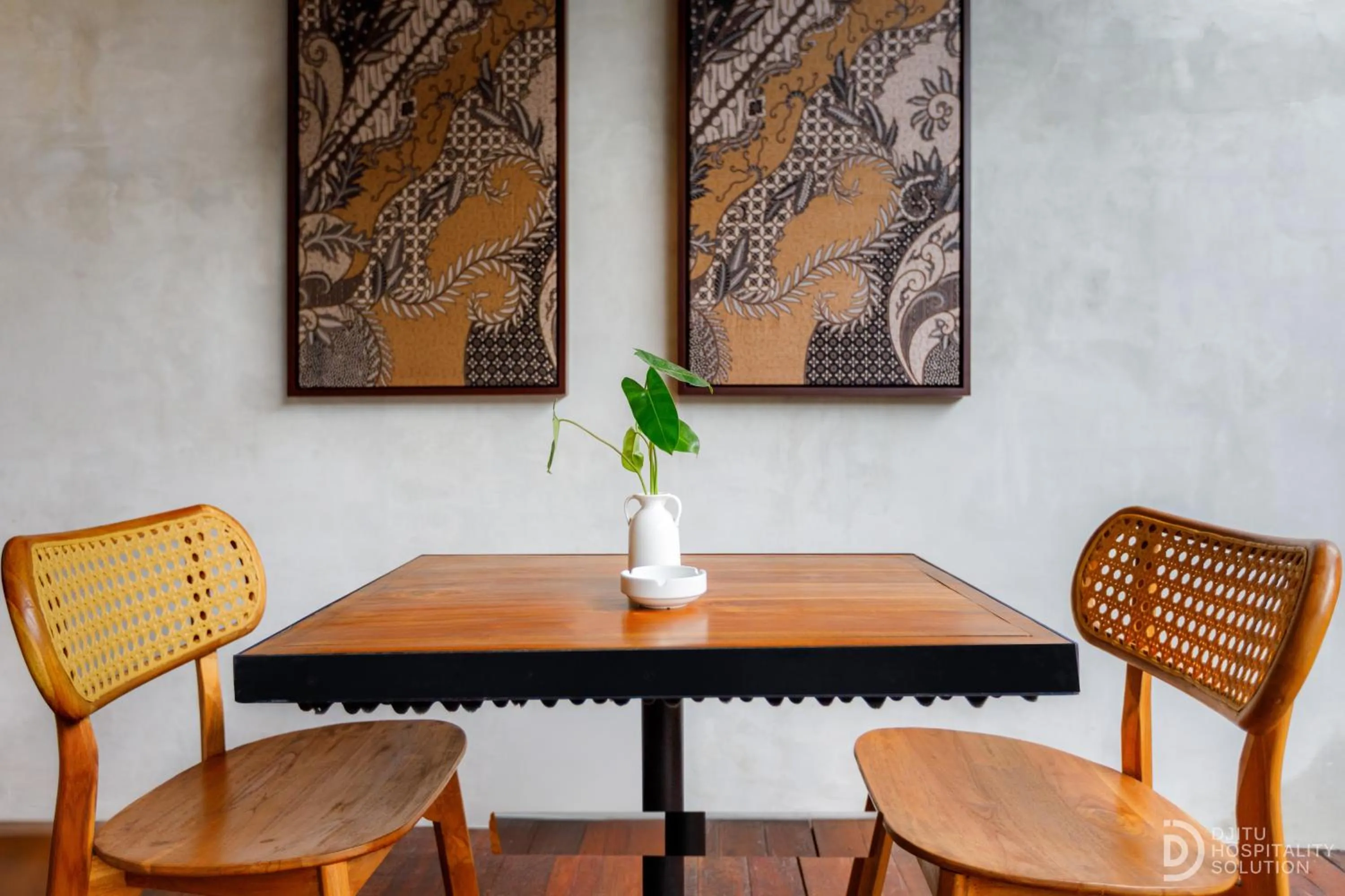 Seating area in ME Villa Pererenan