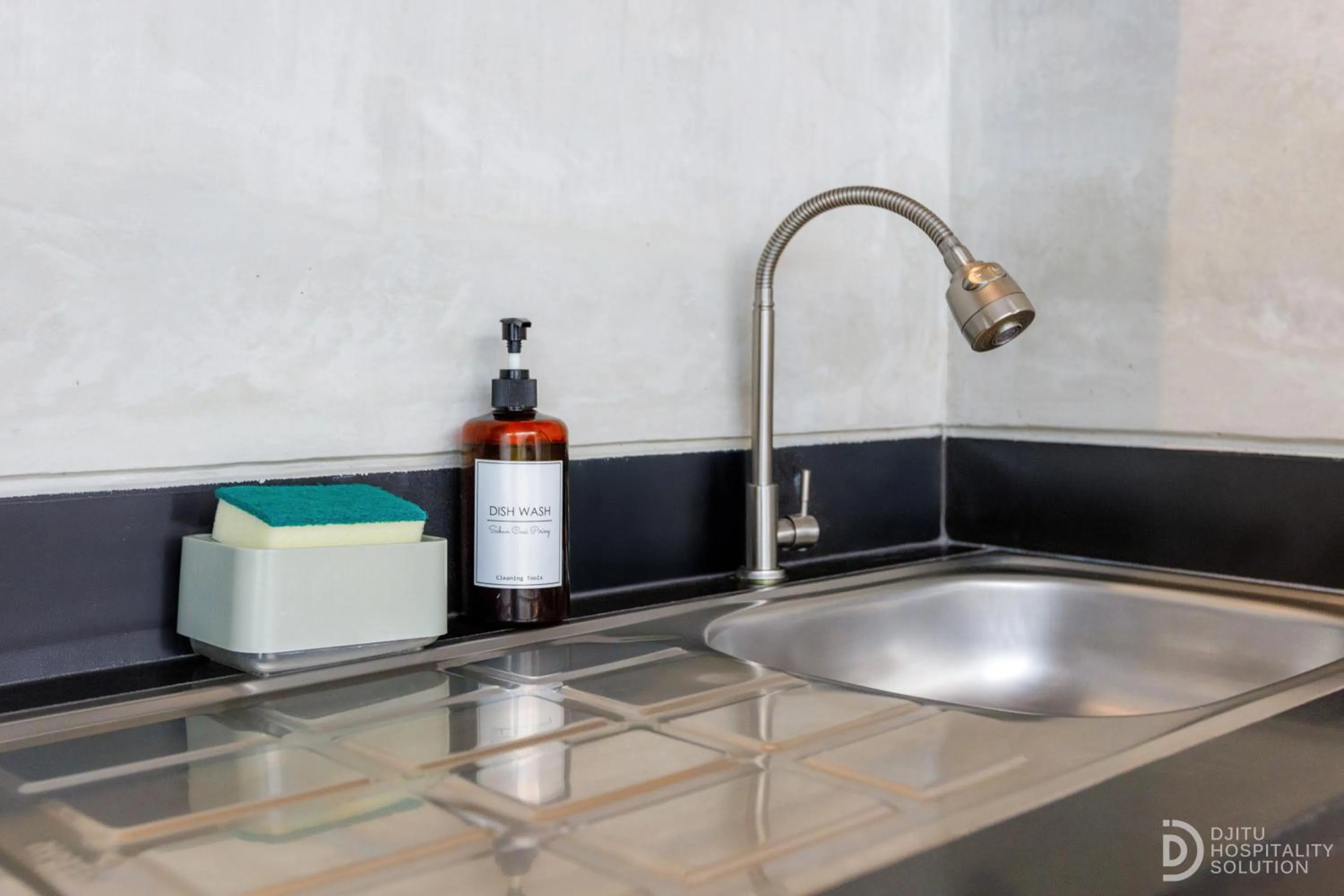 Kitchen or kitchenette in ME Villa Pererenan