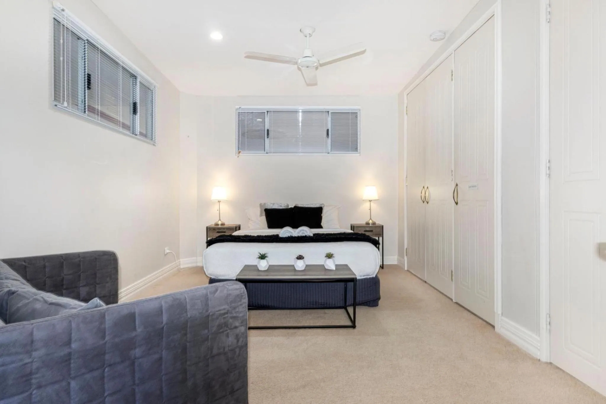 Bed in Inn The Tuarts Guest Lodge