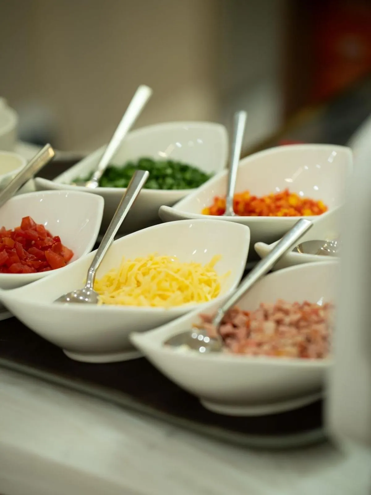 Restaurant/places to eat in Tauke Khan Plaza