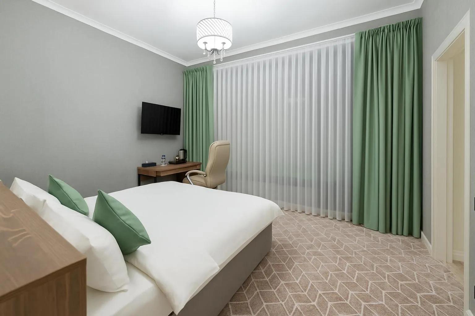 Bed in Tauke Khan Plaza