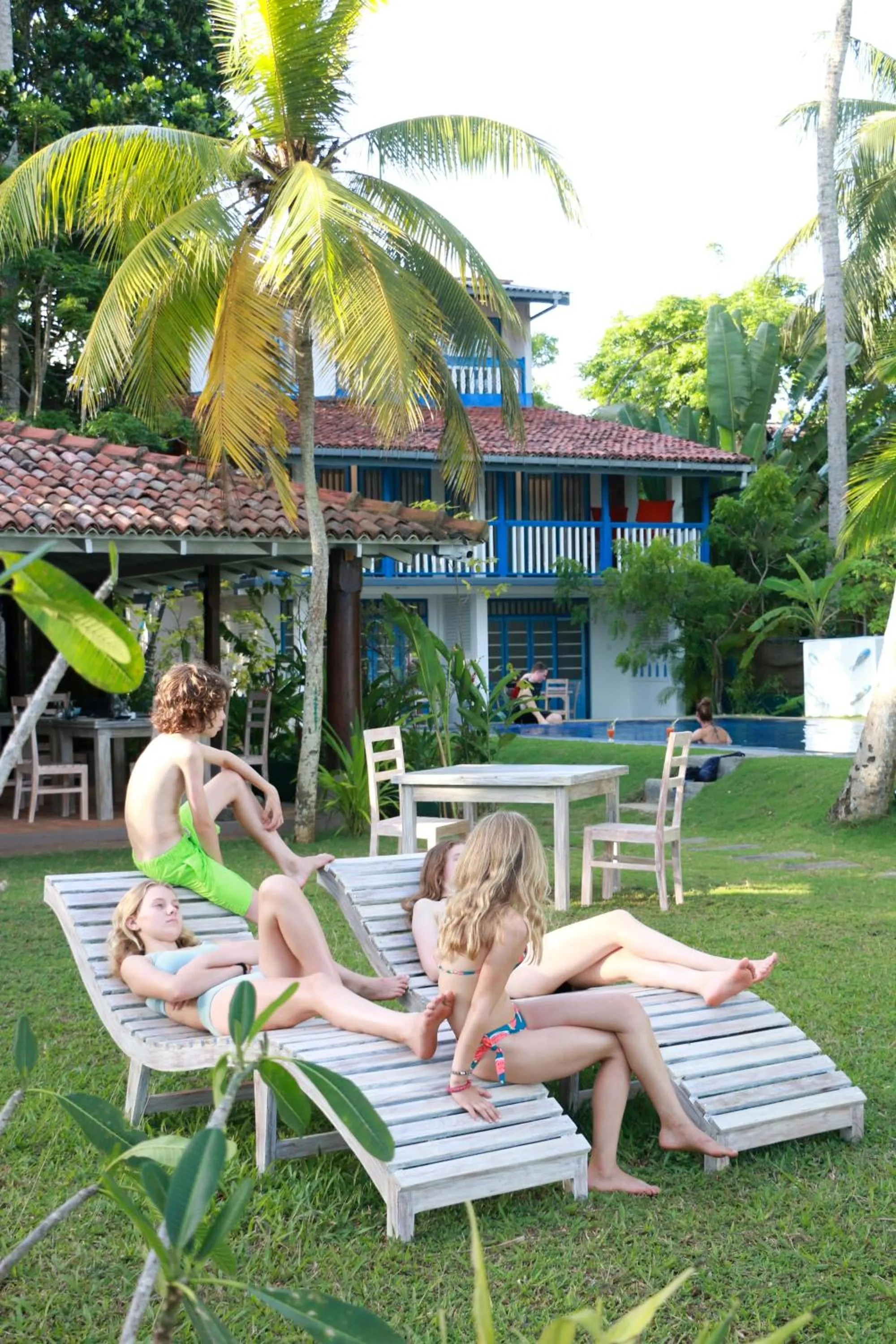 Family in Esperanza Beach Mawella