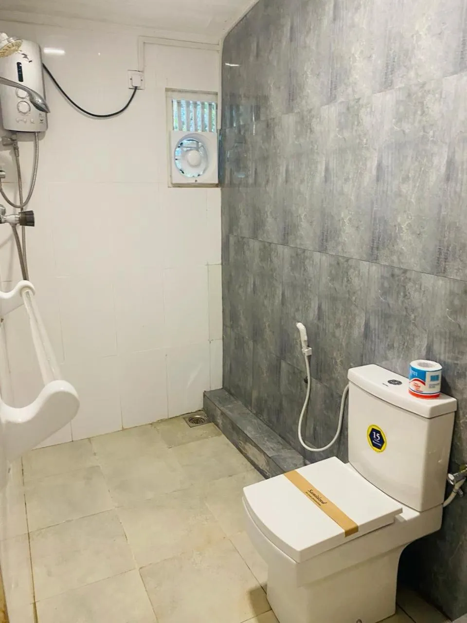 Bathroom in Esperanza Beach Mawella