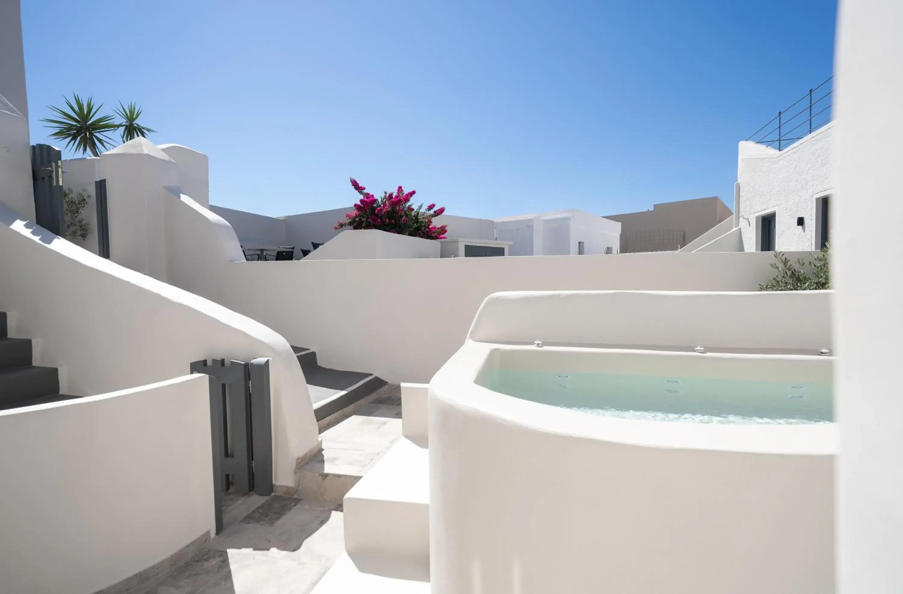 Alaya Suites Alaya Suites