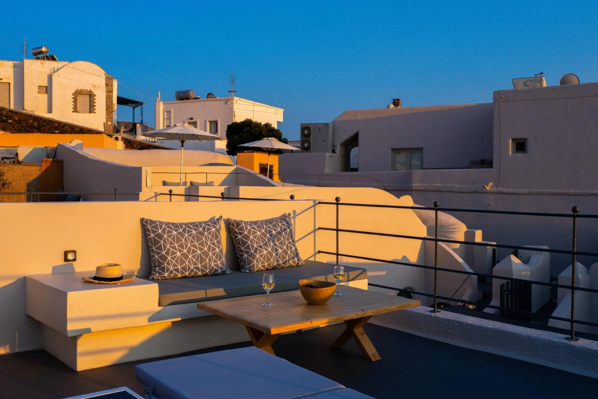 Alaya Suites