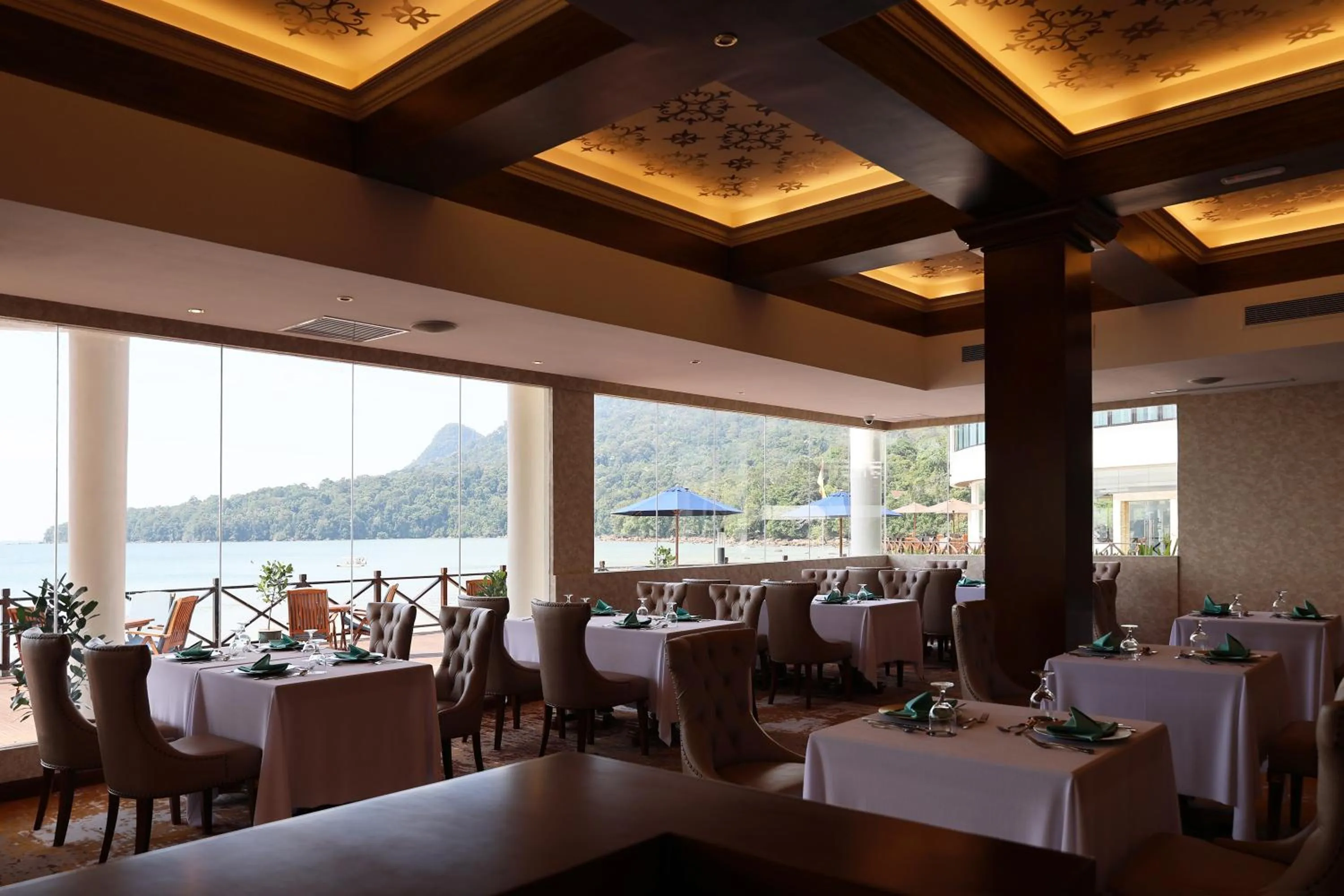Restaurant/places to eat in Damai Lagoon Resort