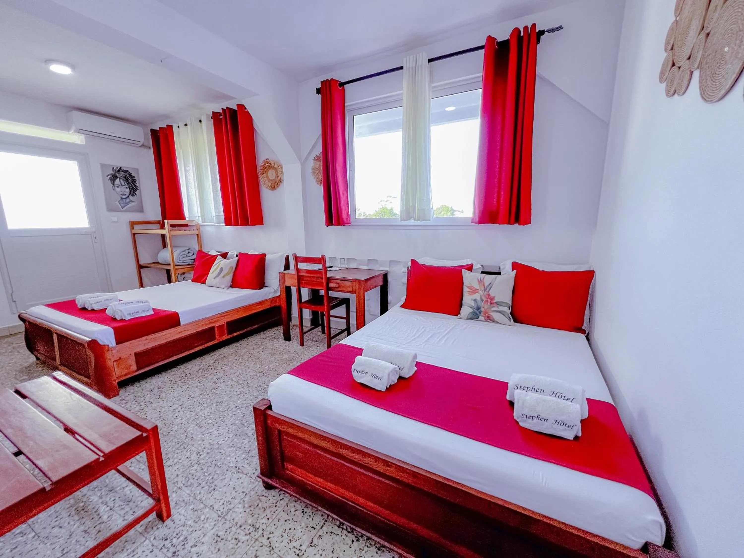 Bed in STEPHEN HOTEL