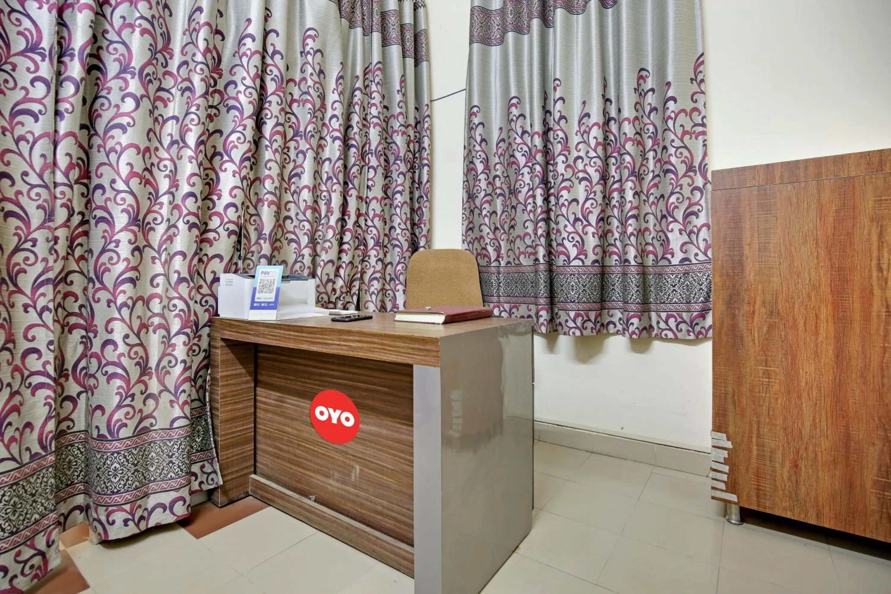 Lobby or reception in Hotel O Wave Inn Guest House