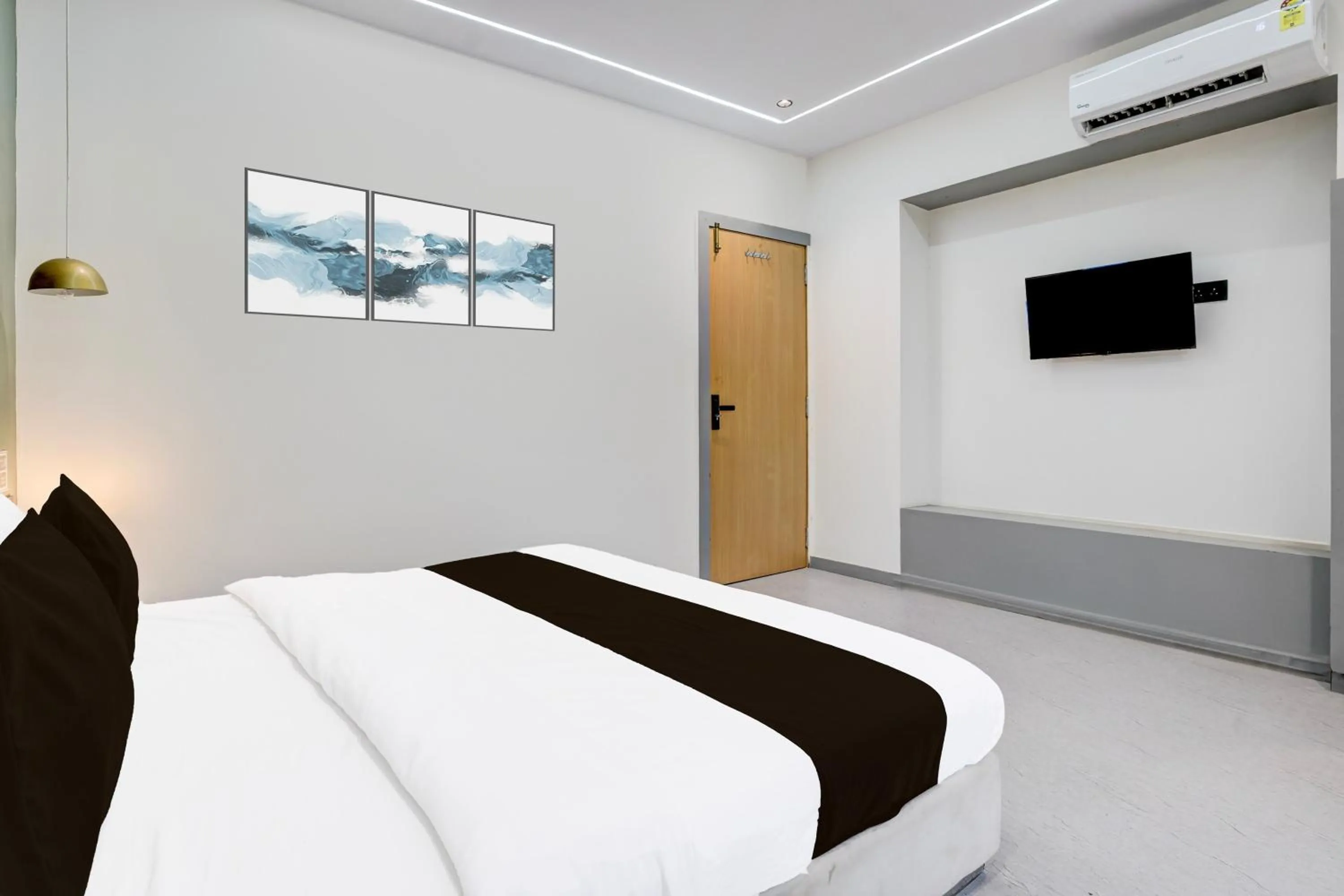 Bedroom, Bed in Collection O Adajan Formerly Hotel Sky Palace