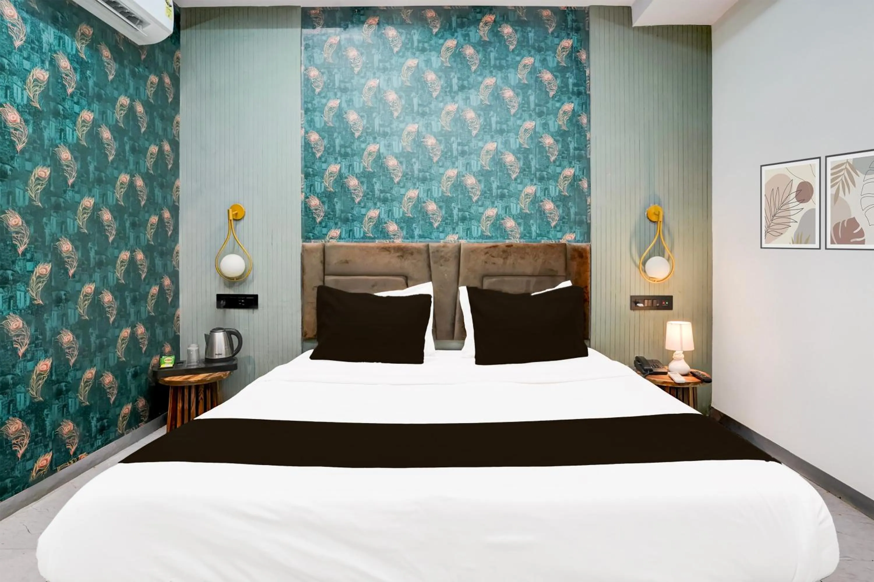 Bedroom, Bed in Collection O Adajan Formerly Hotel Sky Palace