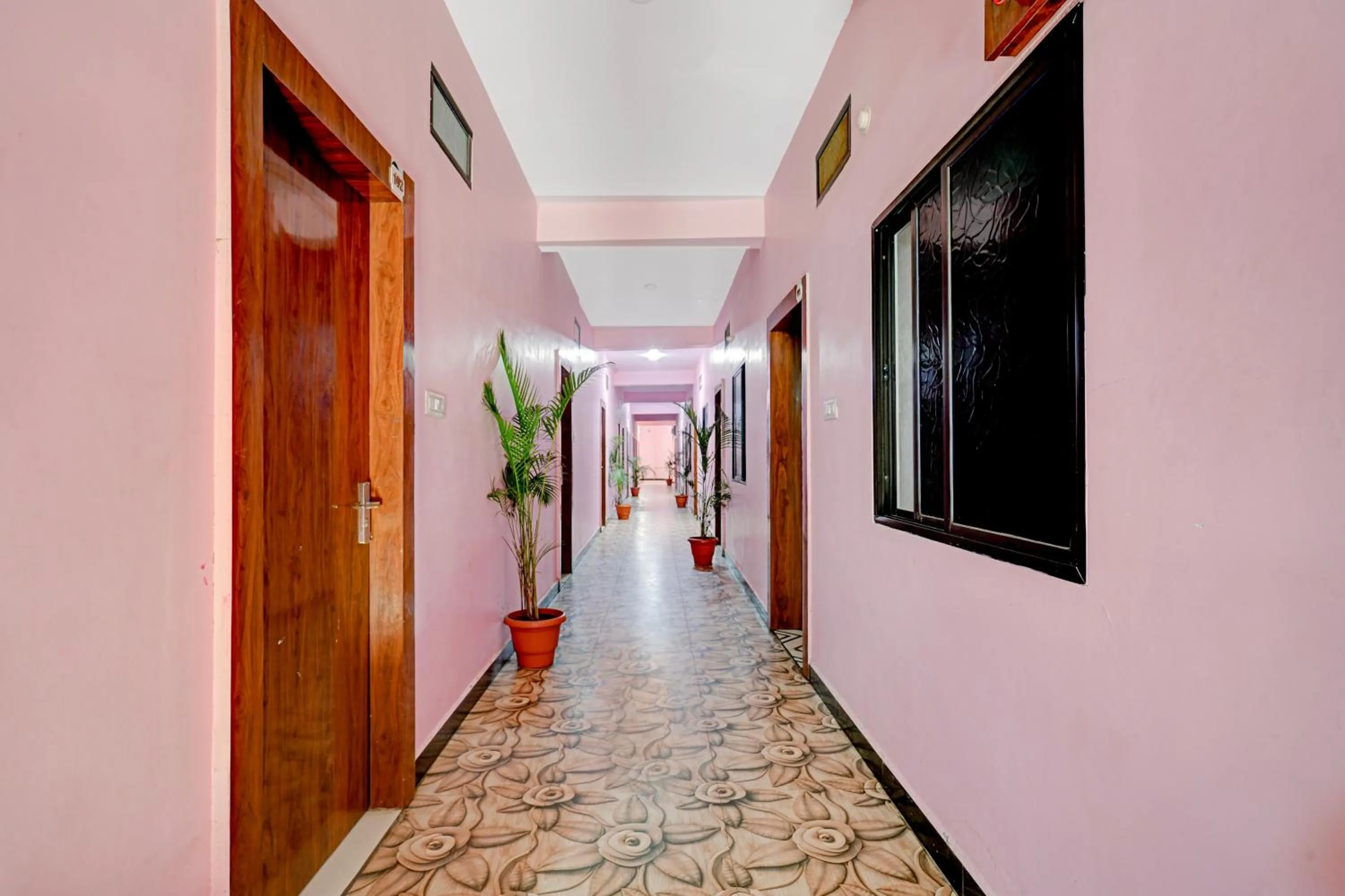 Lobby or reception in Hotel O Apna Palace