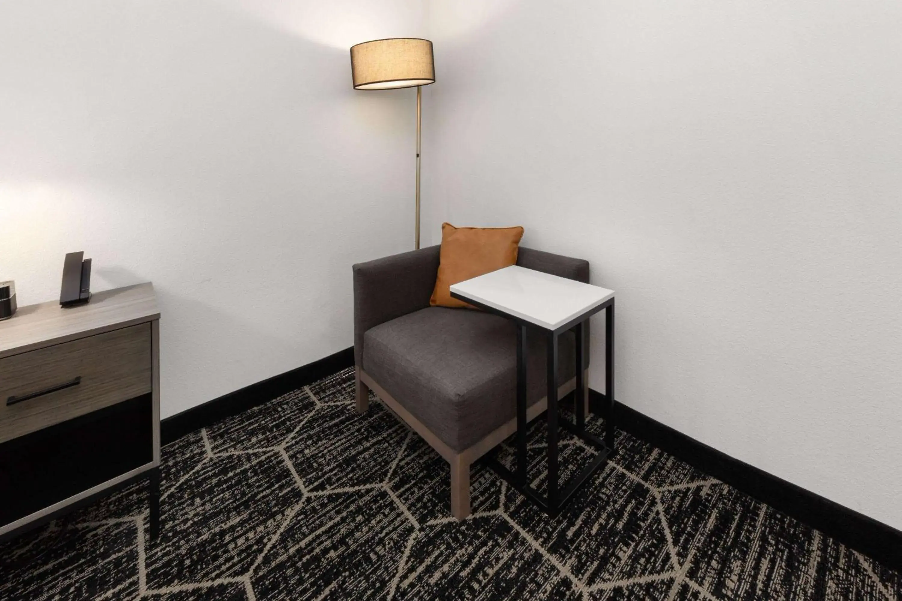 Photo of the whole room in La Quinta Inn & Suites by Wyndham Austin Parmer Tech Ridge Photo of the whole room in La Quinta Inn & Suites by Wyndham Austin Parmer Tech Ridge