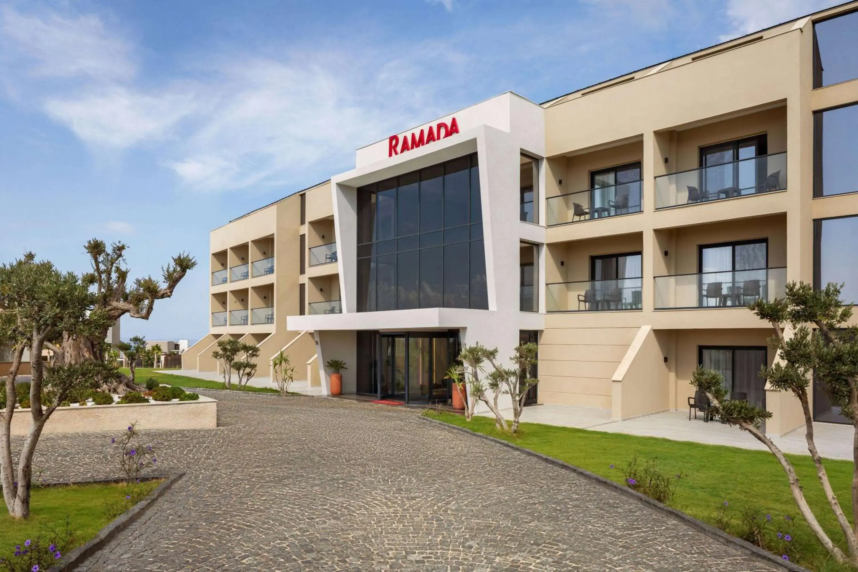 Property building in Ramada by Wyndham Cesme Property building in Ramada by Wyndham Cesme
