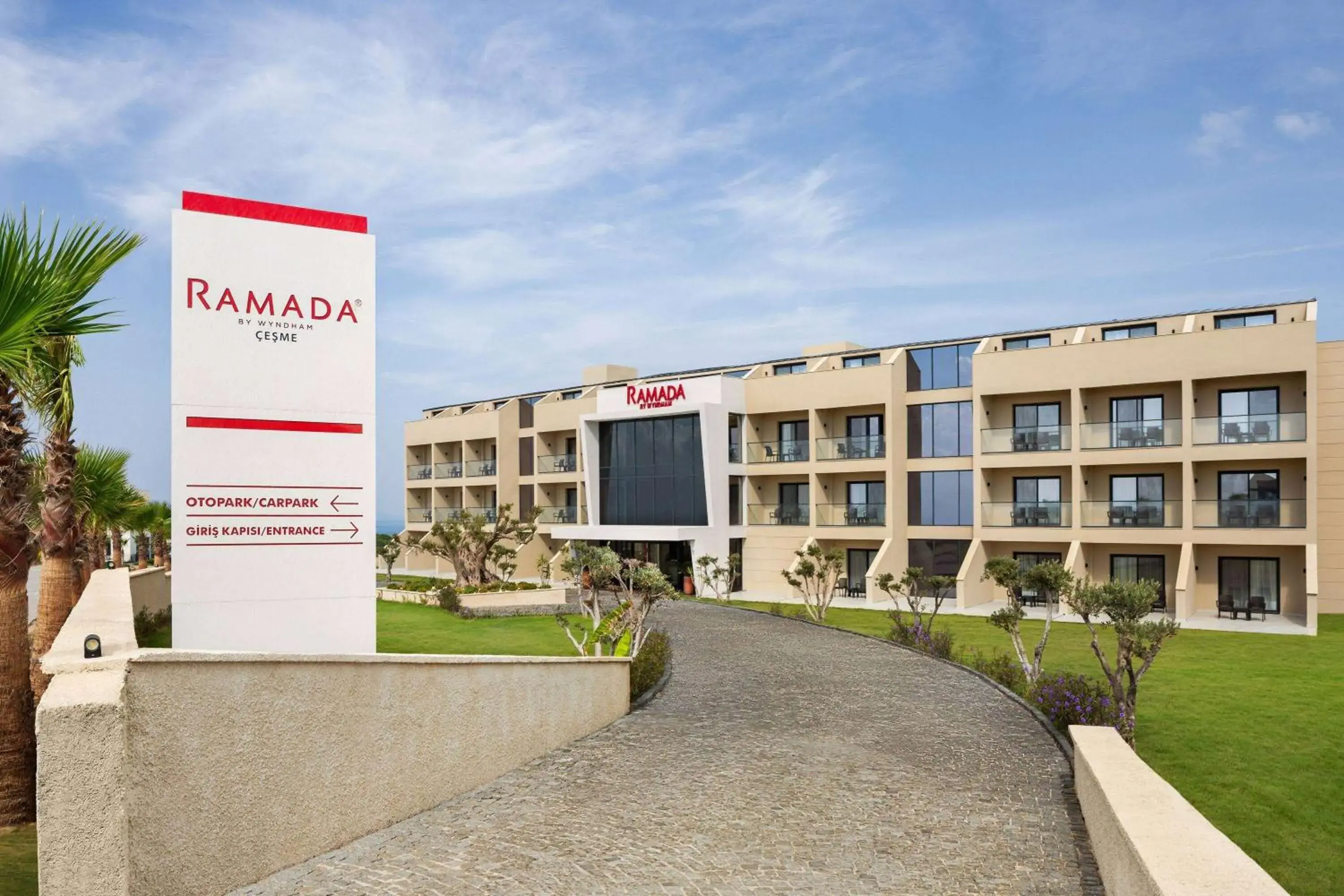 Property building in Ramada by Wyndham Cesme Property building in Ramada by Wyndham Cesme